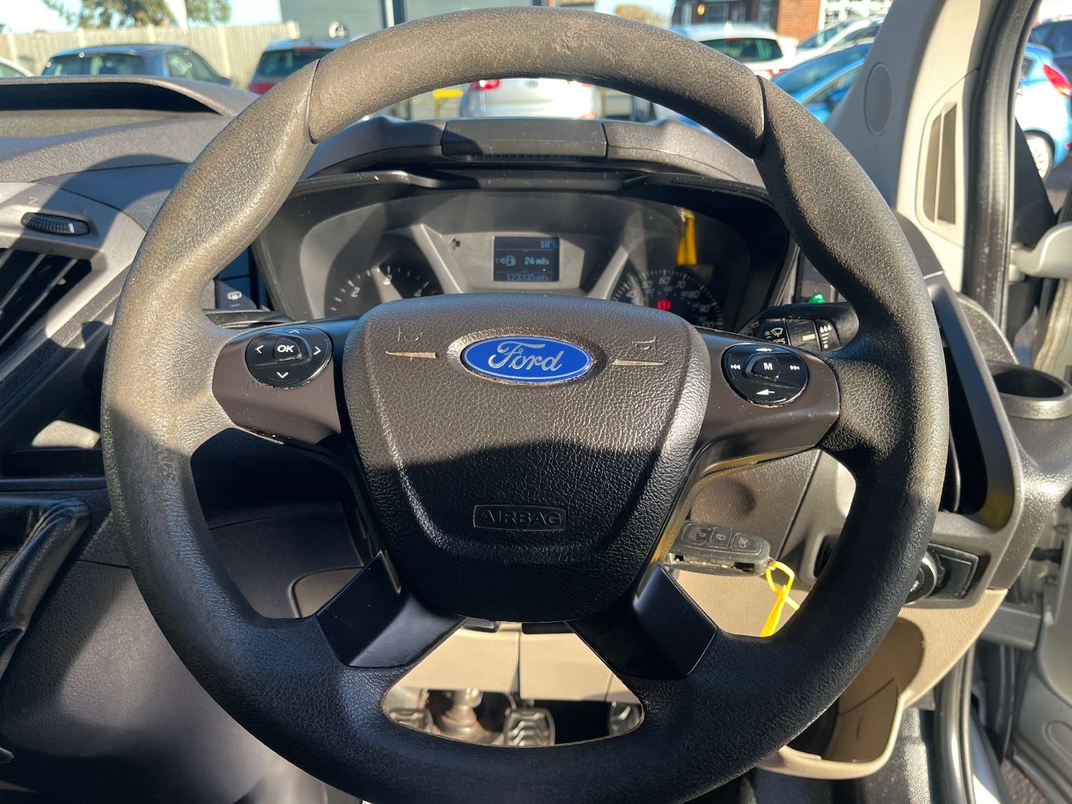 Used Ford Tourneo Custom 2014 for sale - 76642963: Photo 16