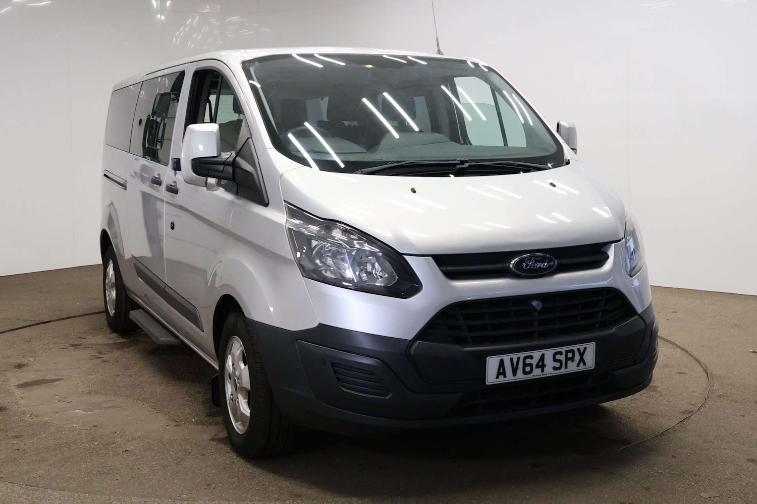 Used Ford Tourneo Custom 2014 for sale - 76642963: Photo 2