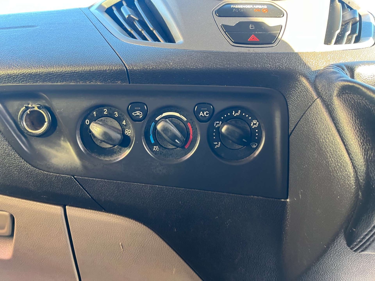 Used Ford Tourneo Custom 2014 for sale - 76642963: Photo 21