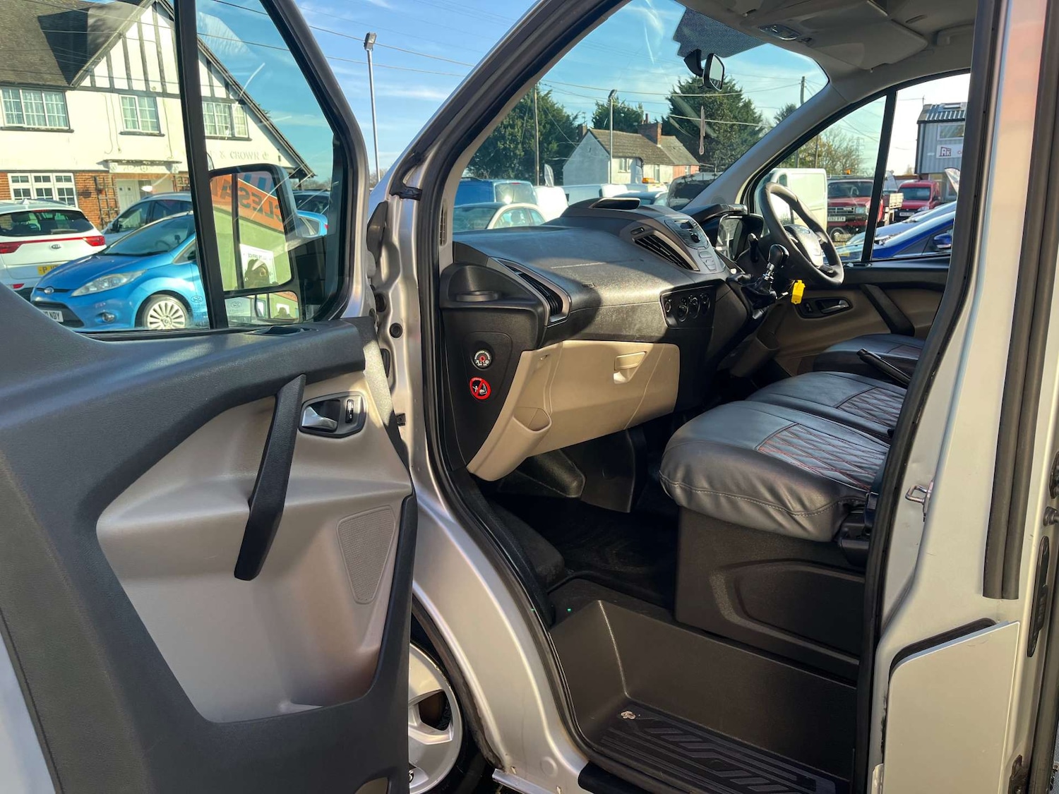 Used Ford Tourneo Custom 2014 for sale - 76642963: Photo 39