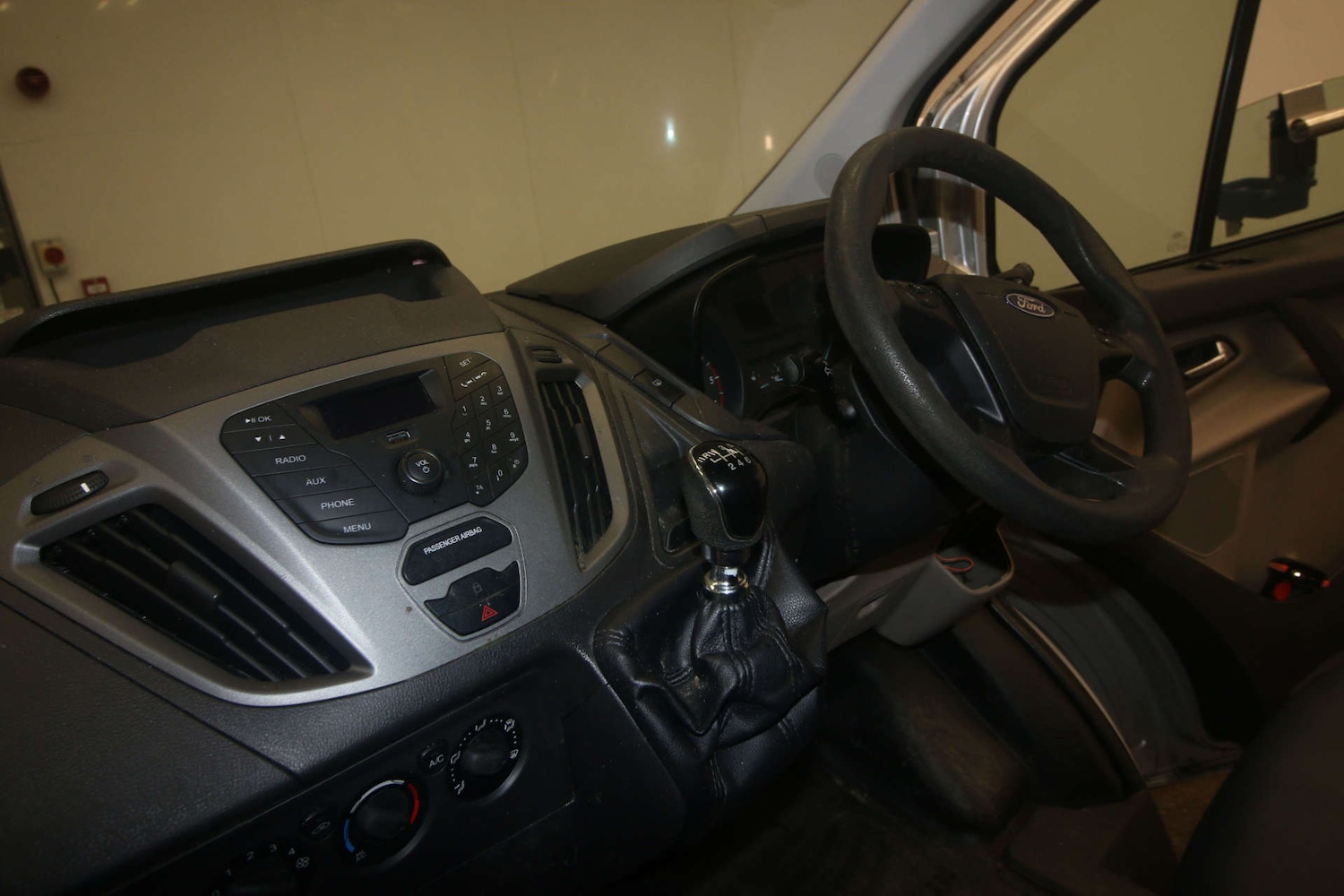 Used Ford Tourneo Custom 2014 for sale - 76642963: Photo 5