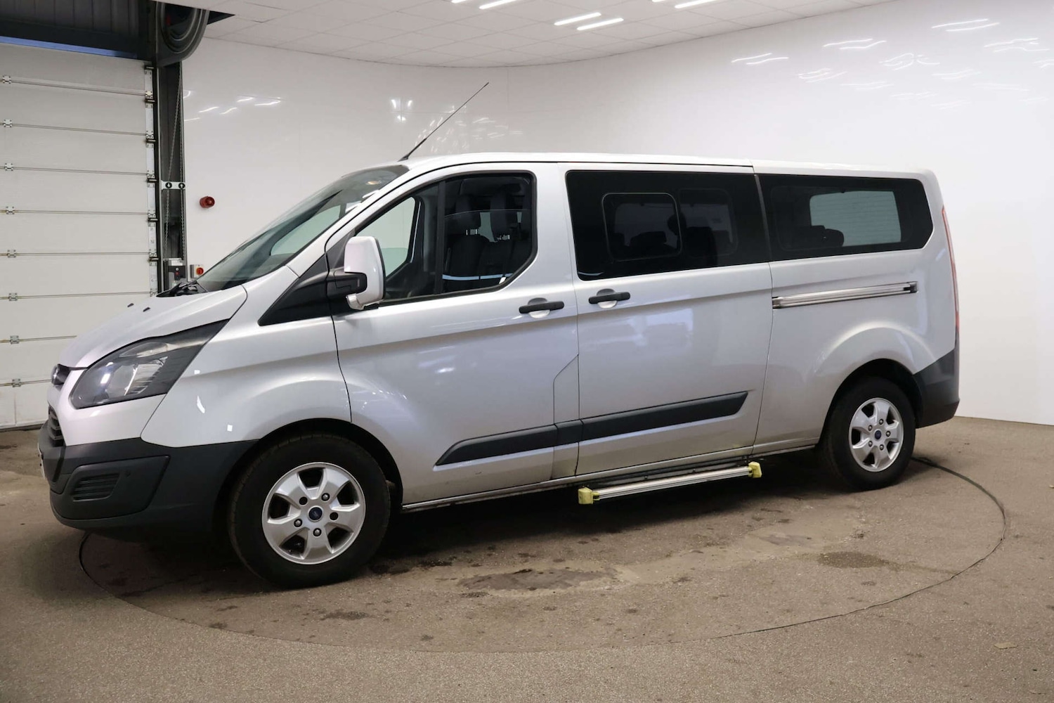 Used Ford Tourneo Custom 2014 for sale - 76642963: Photo 6