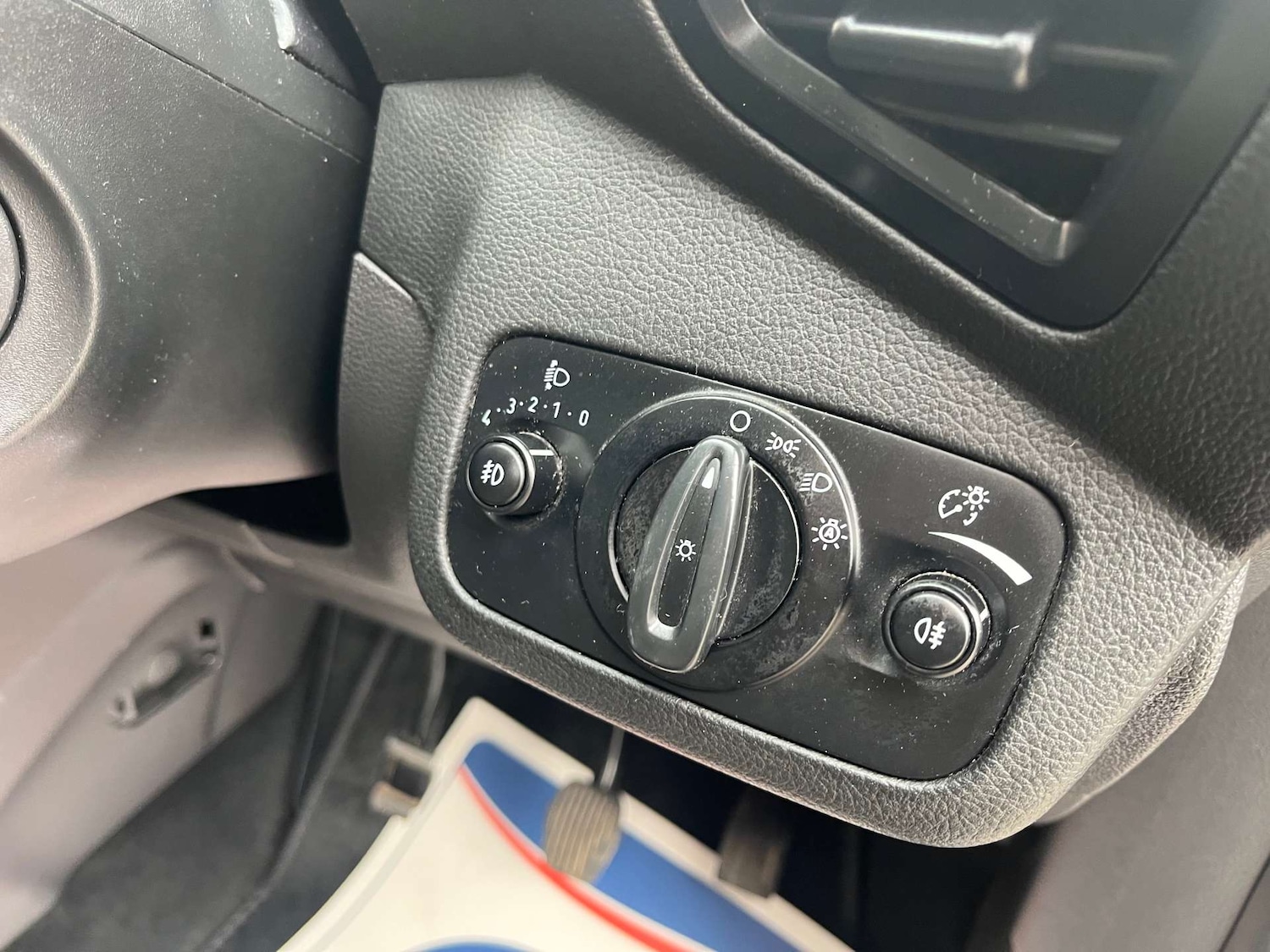 Used Ford C-Max 2015 for sale - 77640557: Photo 19