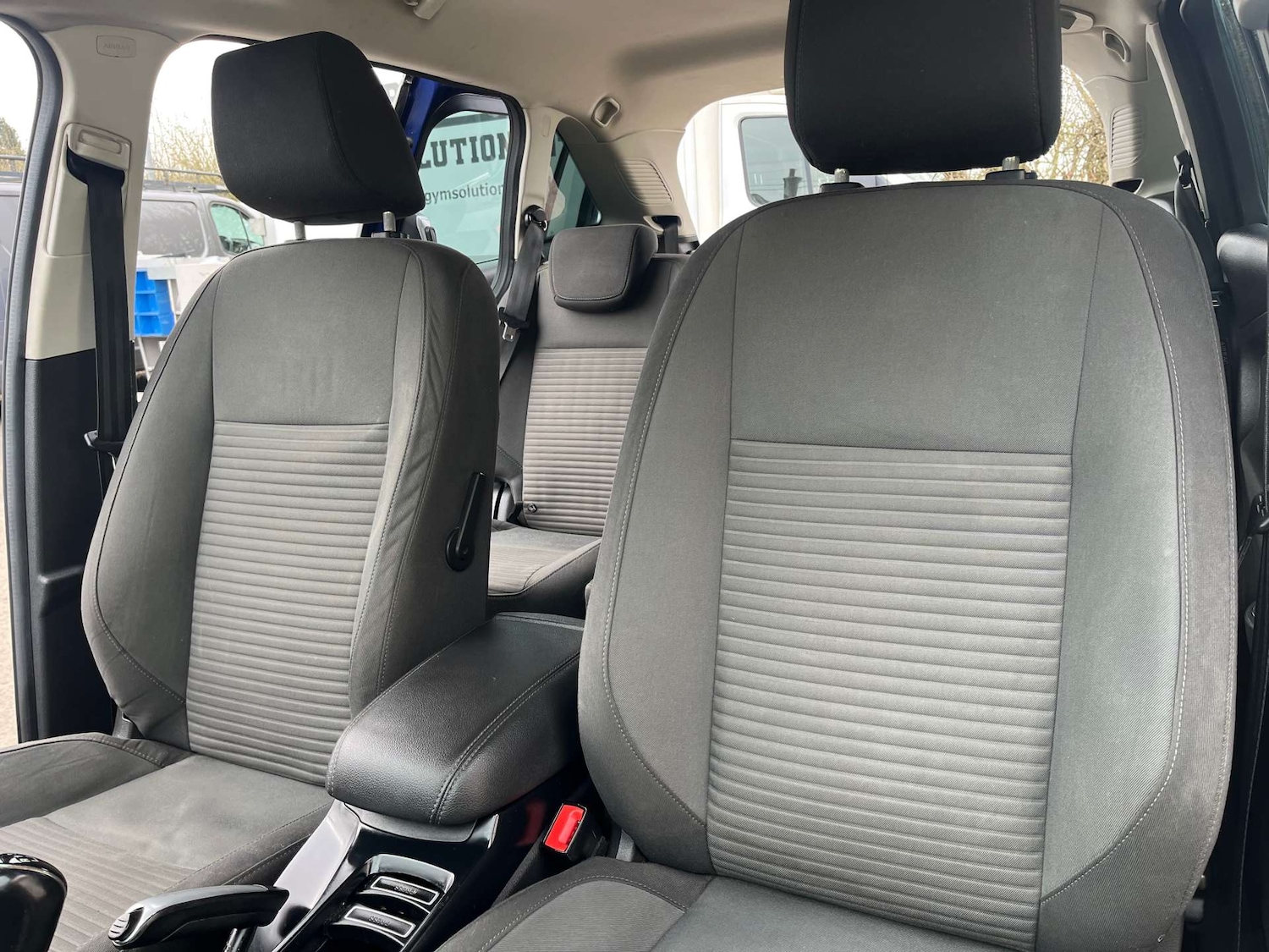 Used Ford C-Max 2015 for sale - 77640557: Photo 41