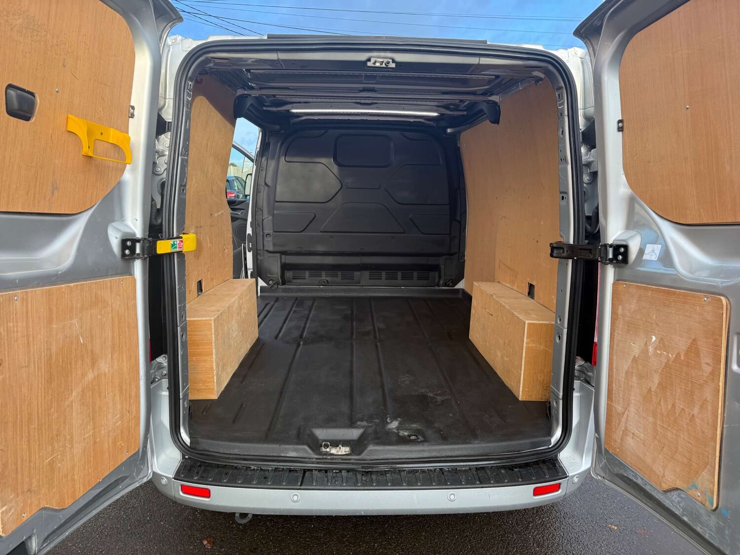 Used Ford Transit Custom 2023 for sale - 76628305: Photo 19