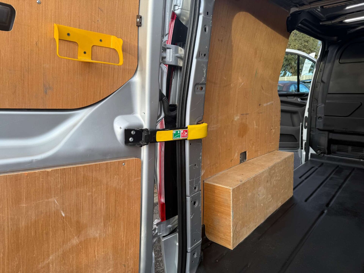 Used Ford Transit Custom 2023 for sale - 76628305: Photo 20