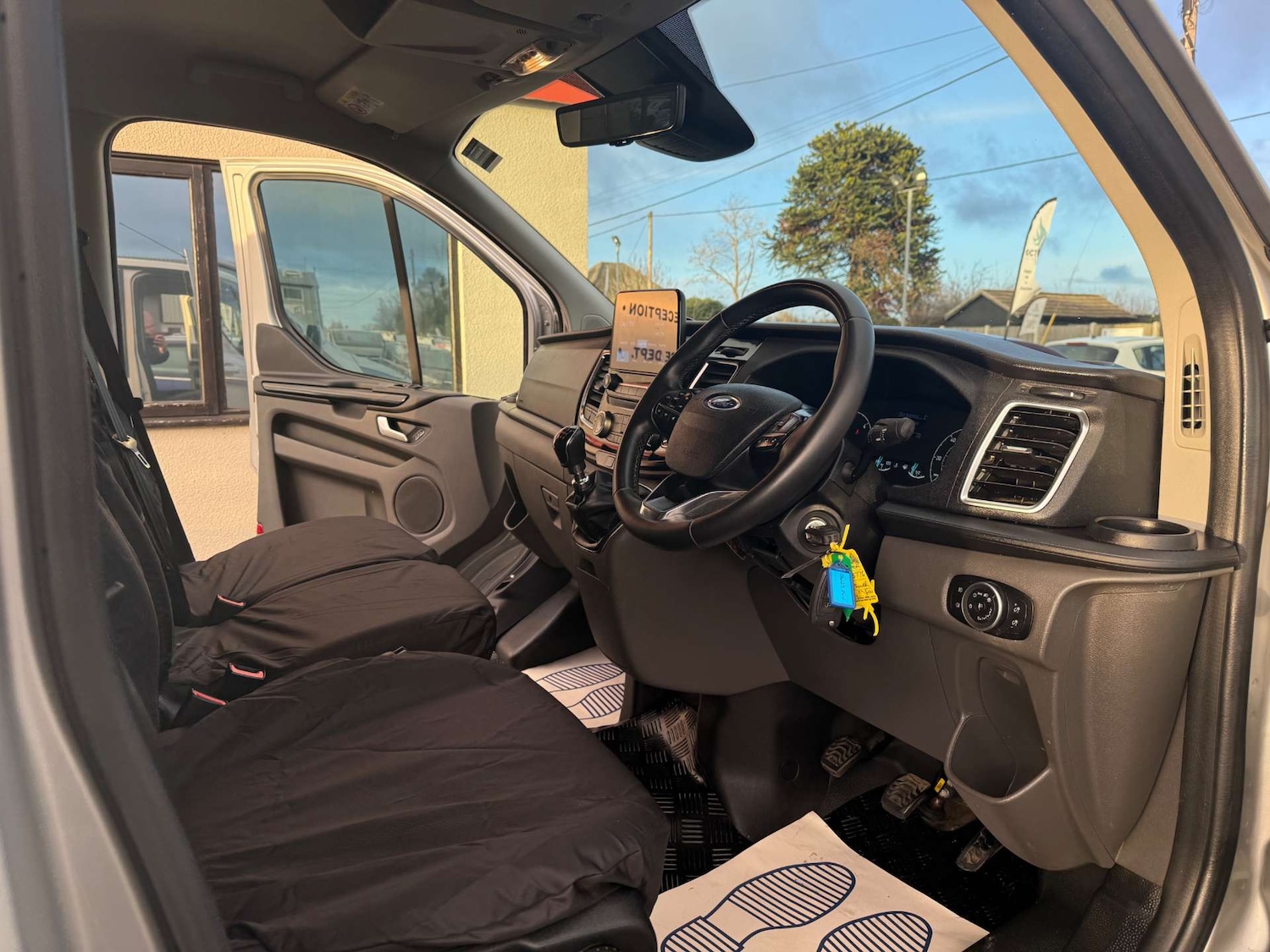 Used Ford Transit Custom 2023 for sale - 76628305: Photo 25