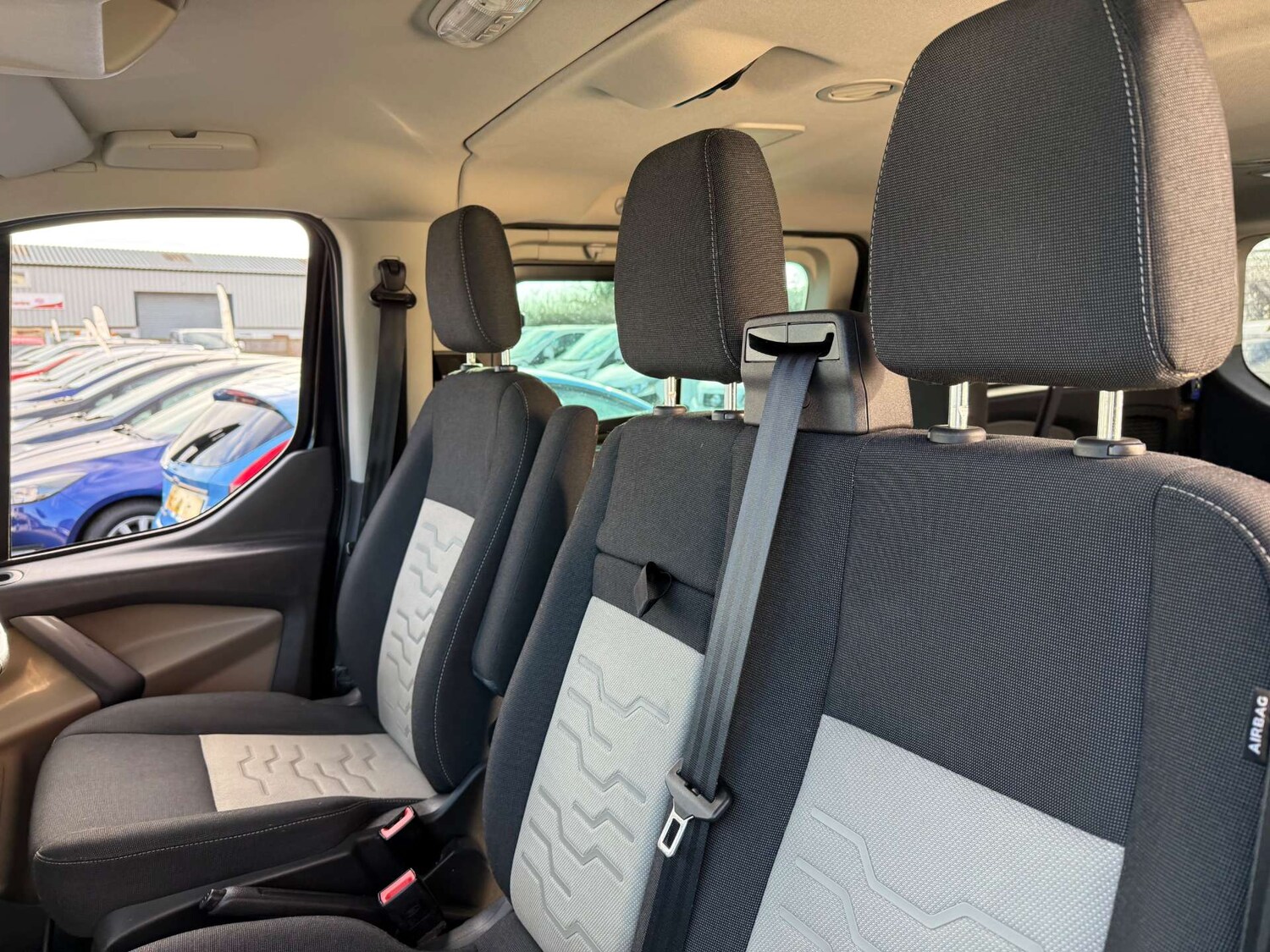 Used Ford Tourneo Custom 2018 for sale - 76694824: Photo 11