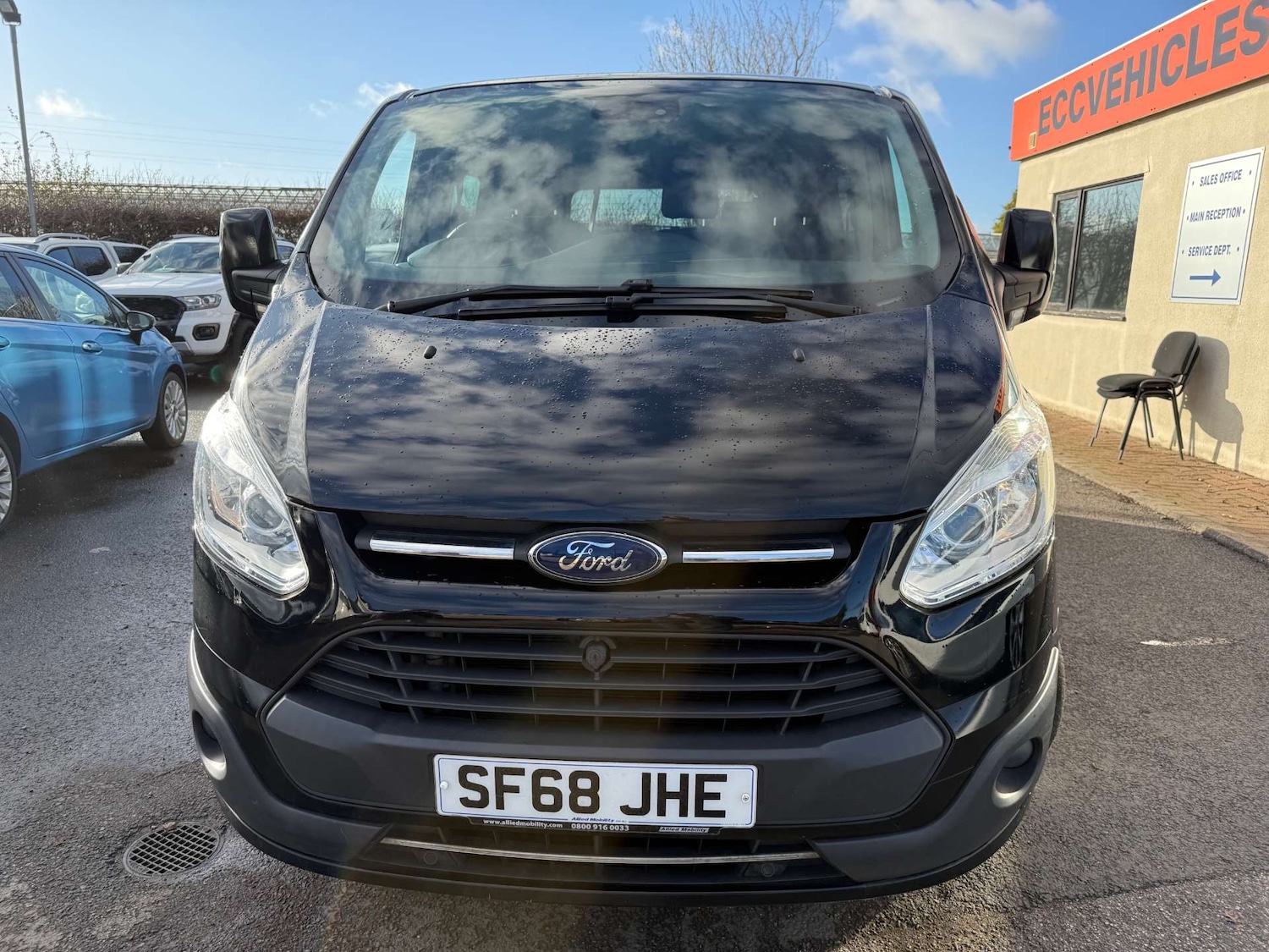 Used Ford Tourneo Custom 2018 for sale - 76694824: Photo 2