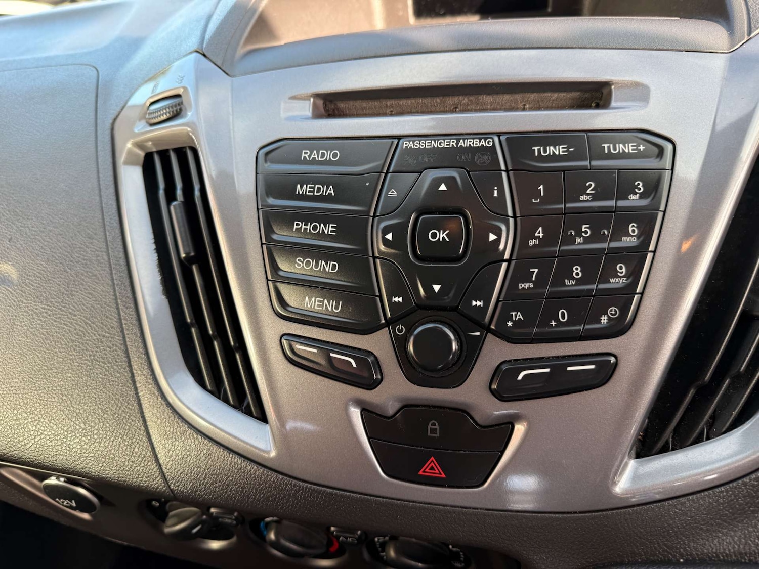 Used Ford Tourneo Custom 2018 for sale - 76694824: Photo 25