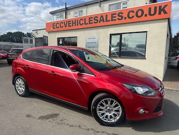 2012 - 2.0 Focus Titanium TDCI 5dr