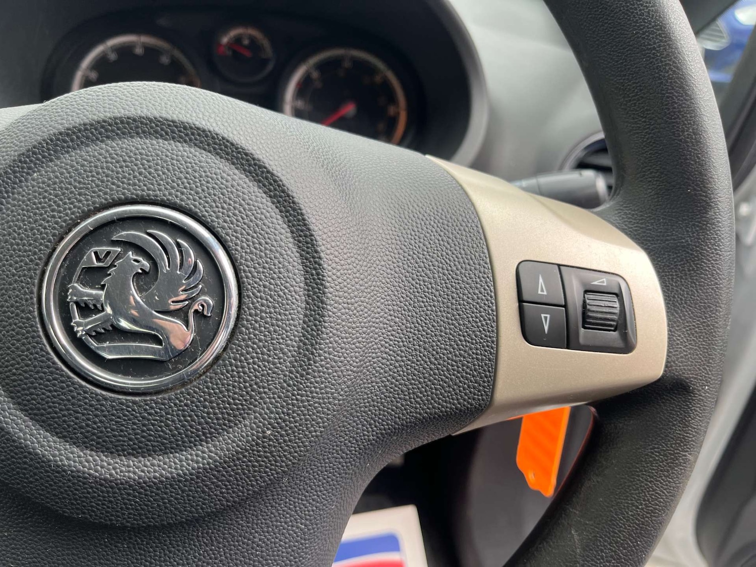 Used Vauxhall Corsa 2010 for sale - 76601629: Photo 22