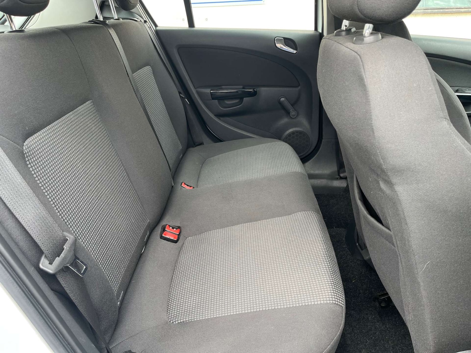 Used Vauxhall Corsa 2010 for sale - 76601629: Photo 29