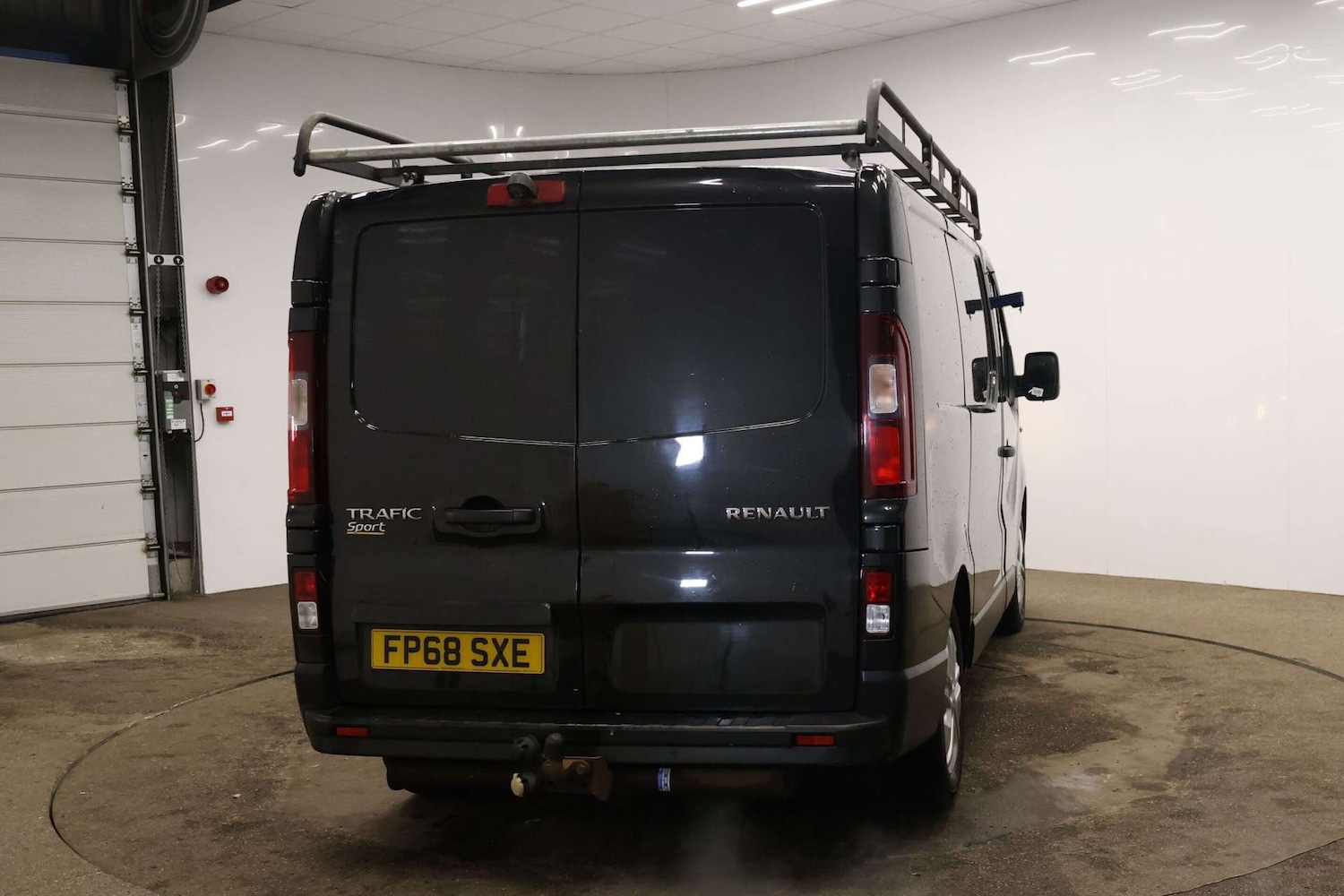 Used Renault Trafic 2018 for sale - 77523096: Photo 2