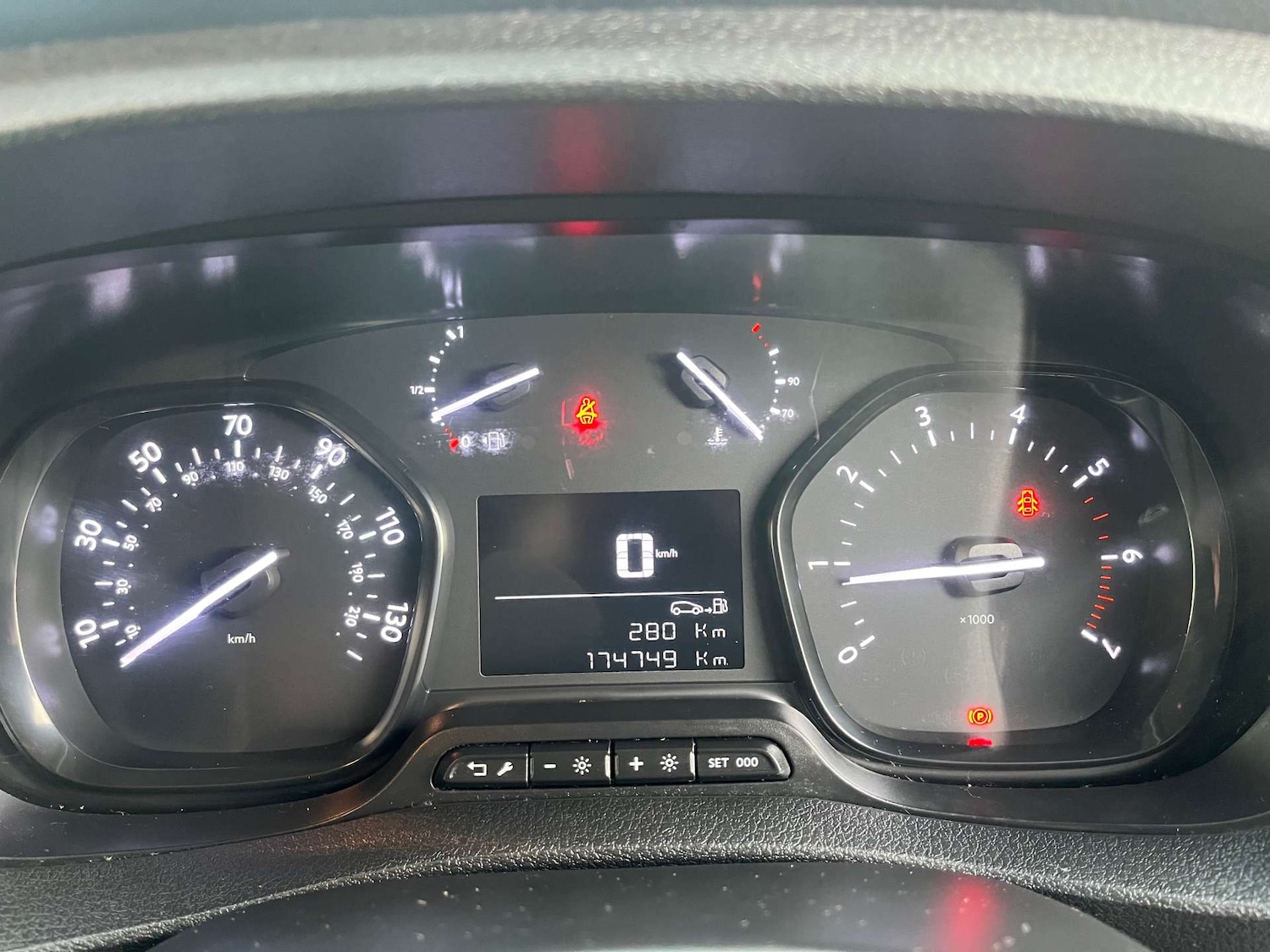 Used Peugeot Expert 2021 for sale - 77234097: Photo 22