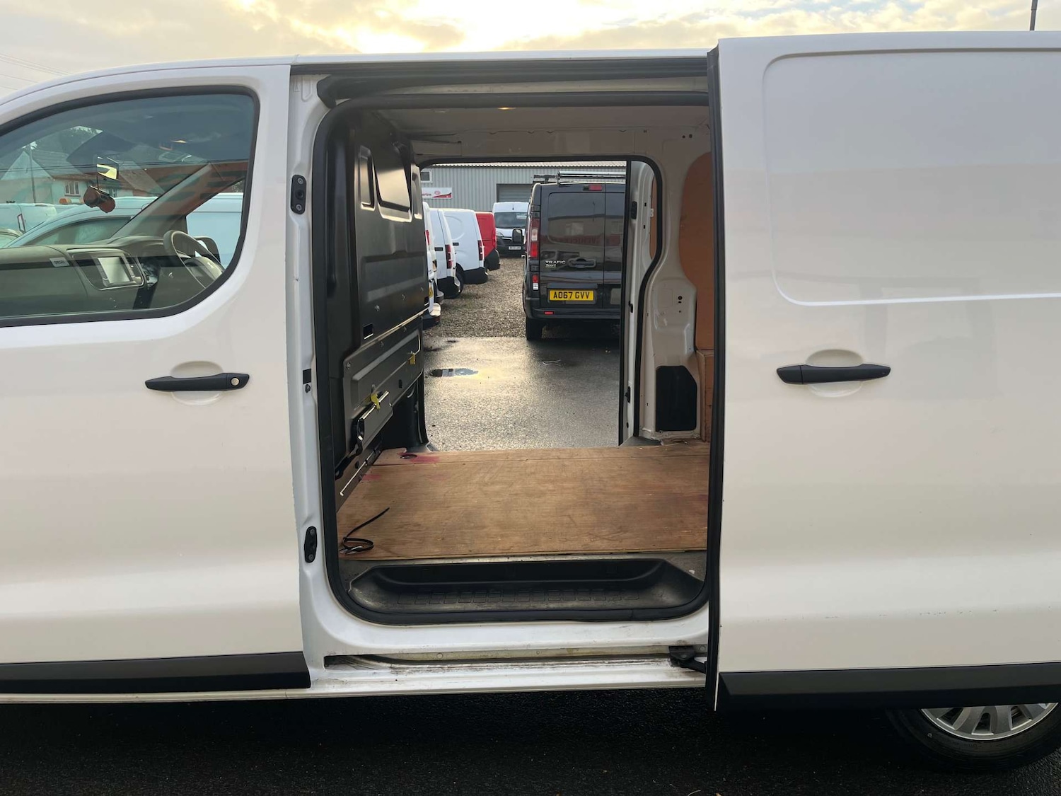 Used Peugeot Expert 2021 for sale - 77234097: Photo 37