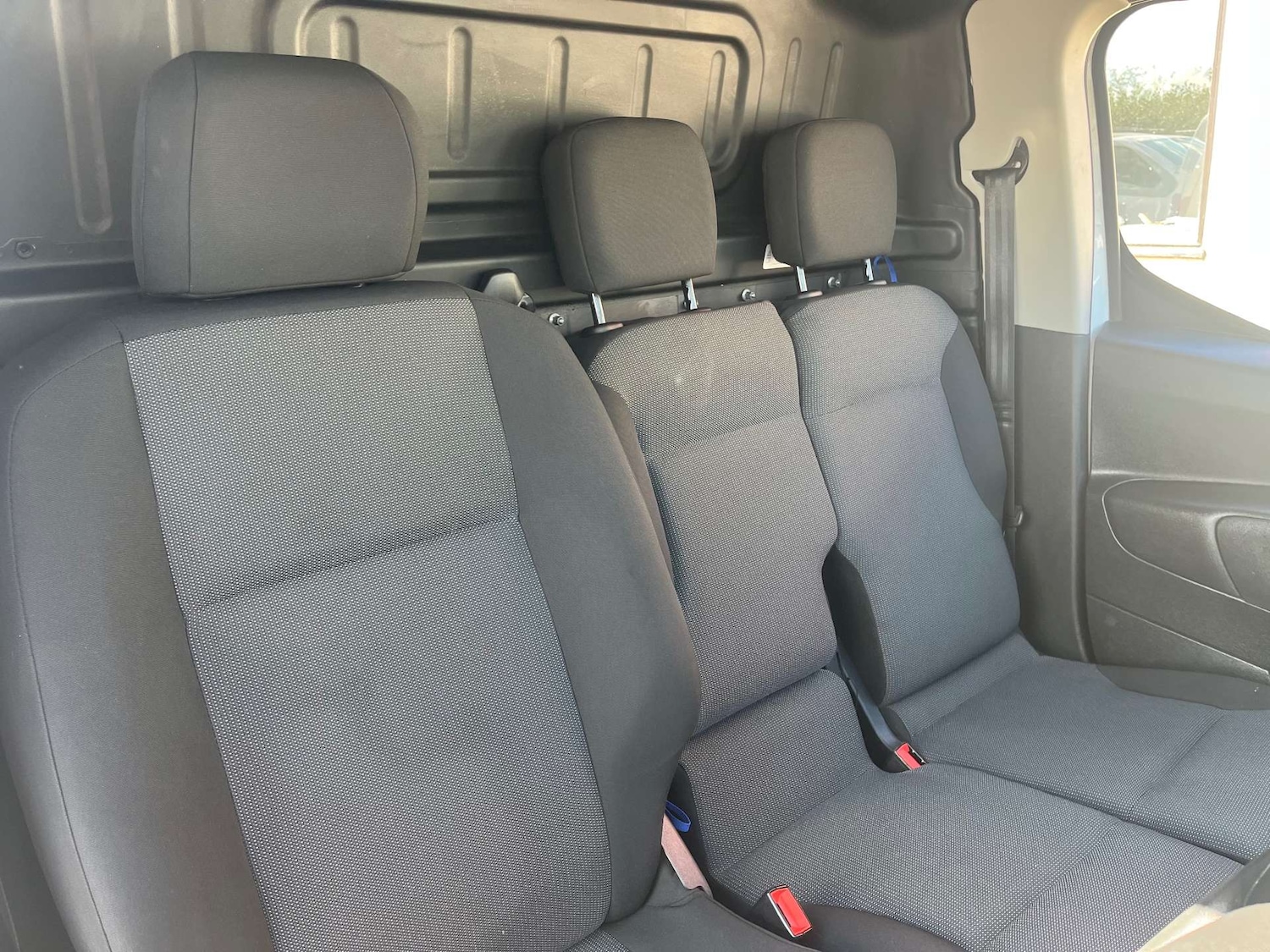 Used Peugeot Partner 2021 for sale - 75639984: Photo 29