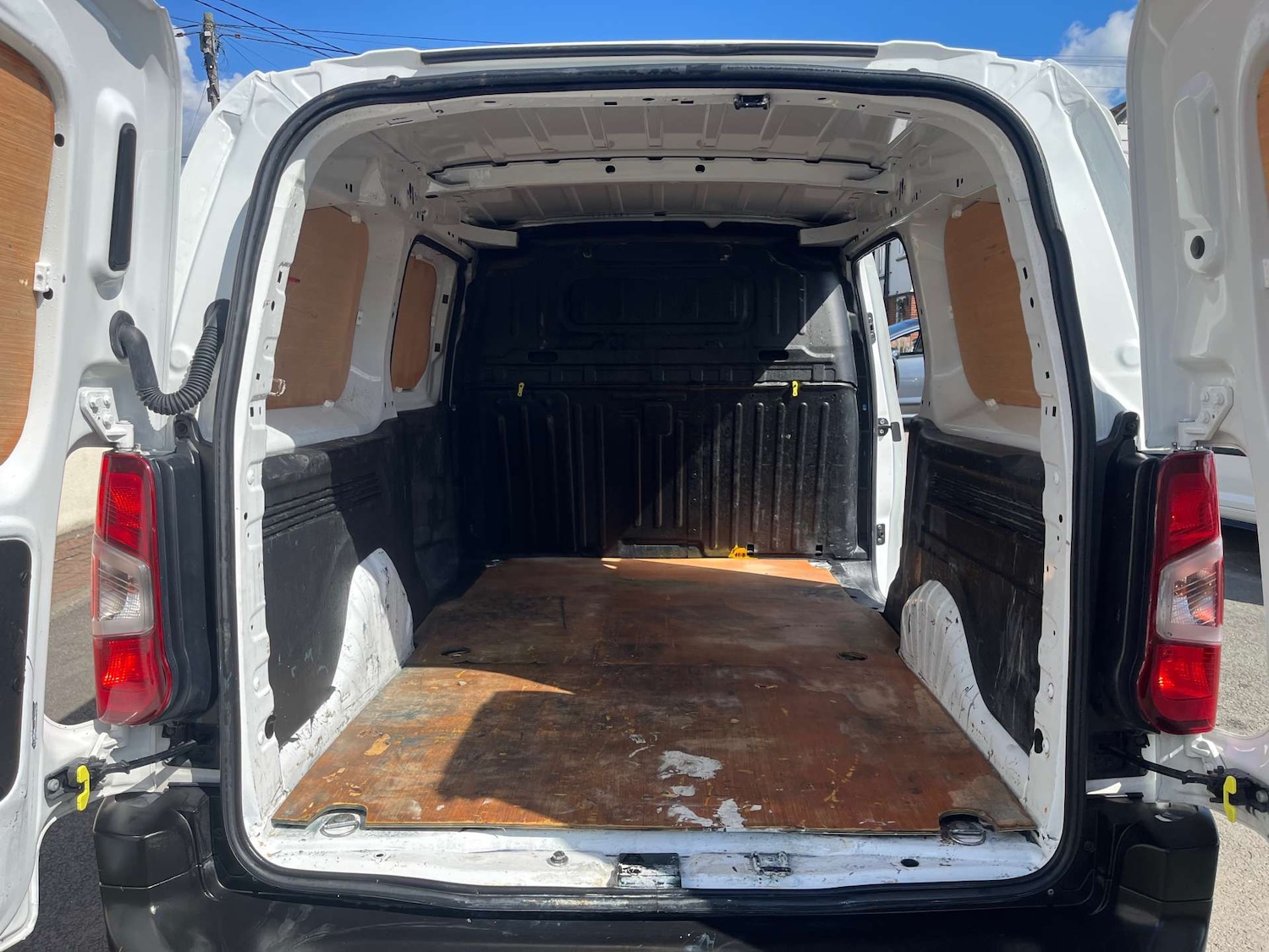 Used Peugeot Partner 2021 for sale - 75639984: Photo 34