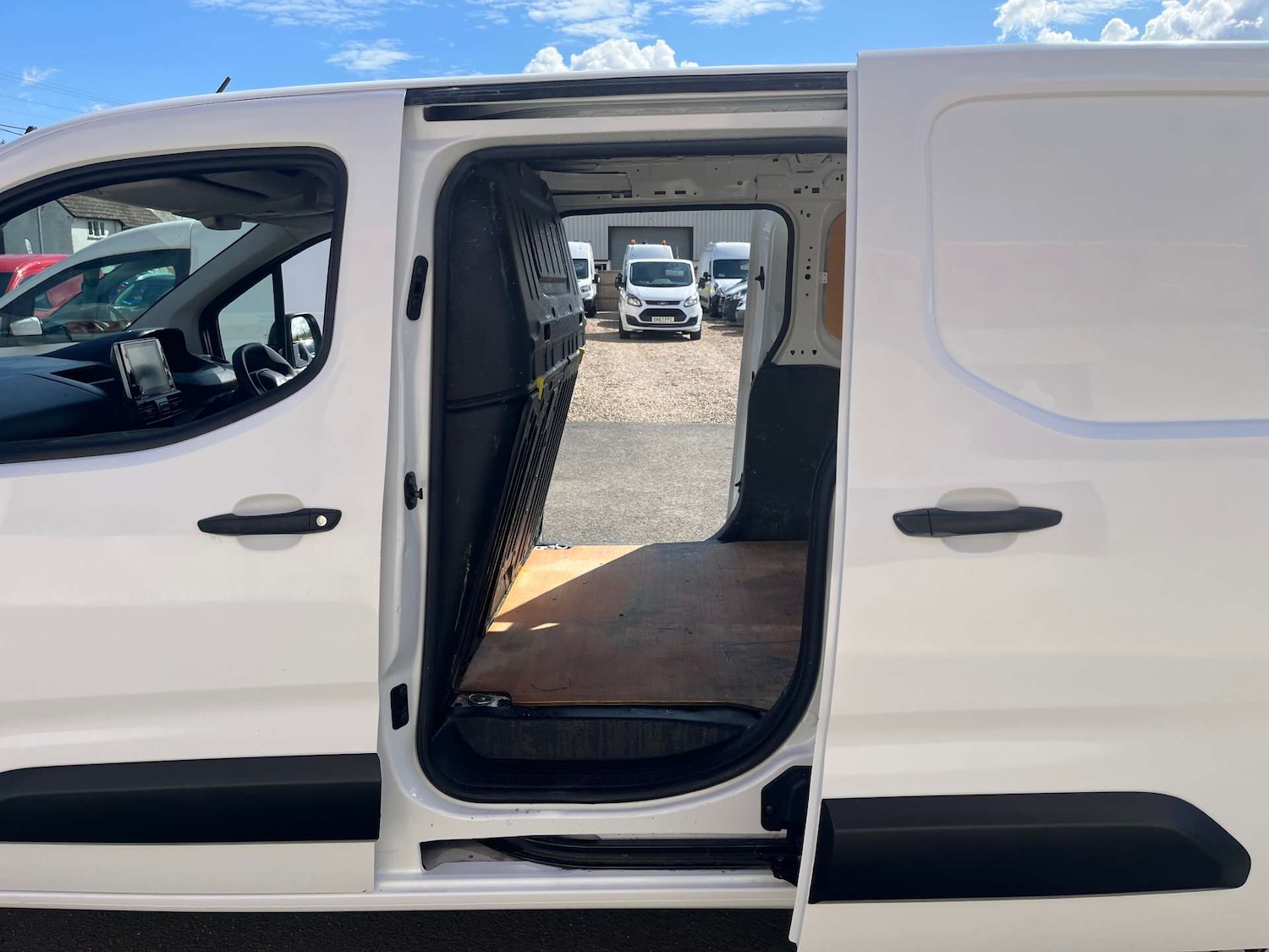 Used Peugeot Partner 2021 for sale - 75639984: Photo 38