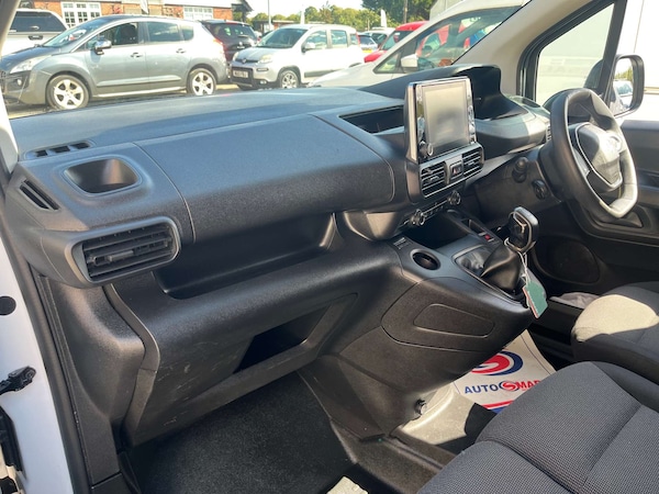 Used Peugeot Partner 2021 for sale - 75639984: Photo 43