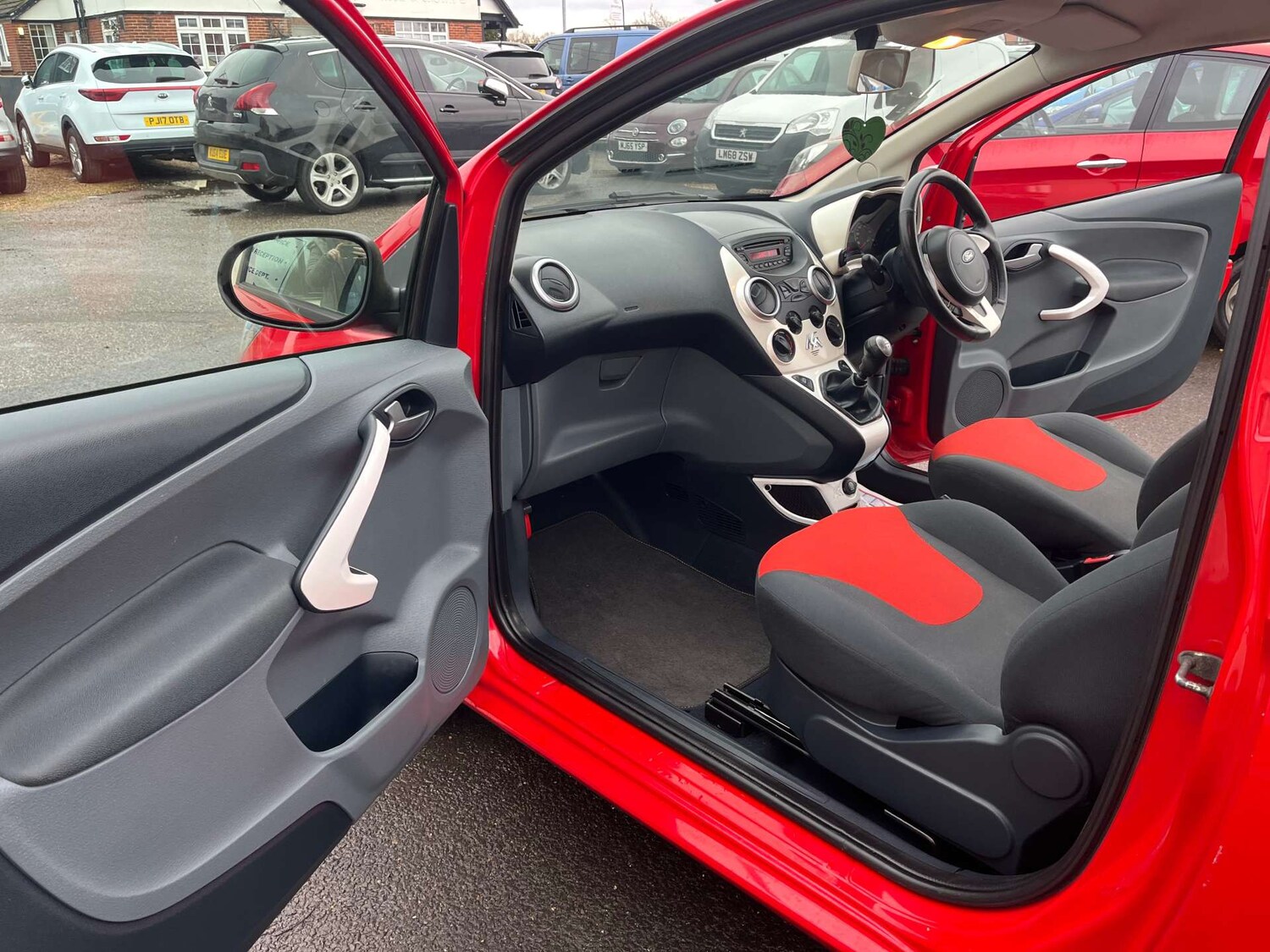 Used Ford Ka 2013 for sale - 76412602: Photo 31