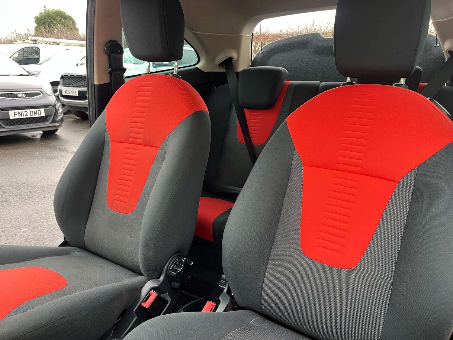 Used Ford Ka 2013 for sale - 76412602: Photo 35