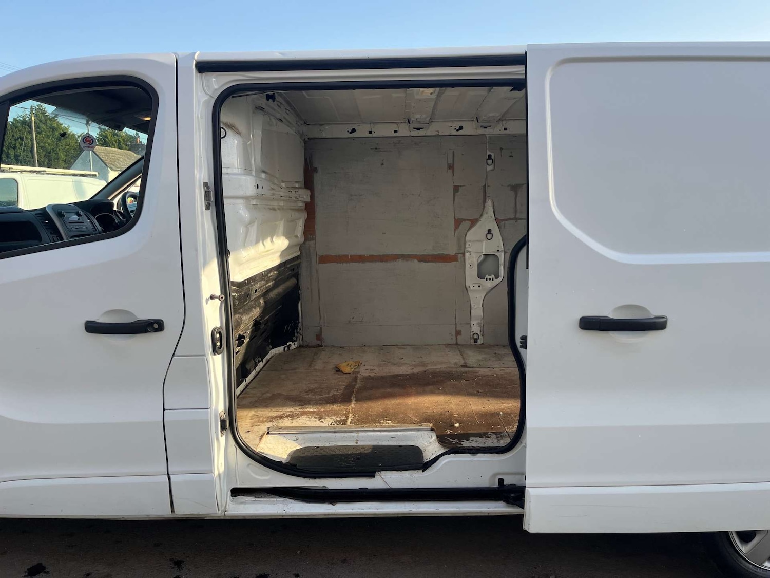Used Vauxhall Vivaro 2014 for sale - 77667884: Photo 27