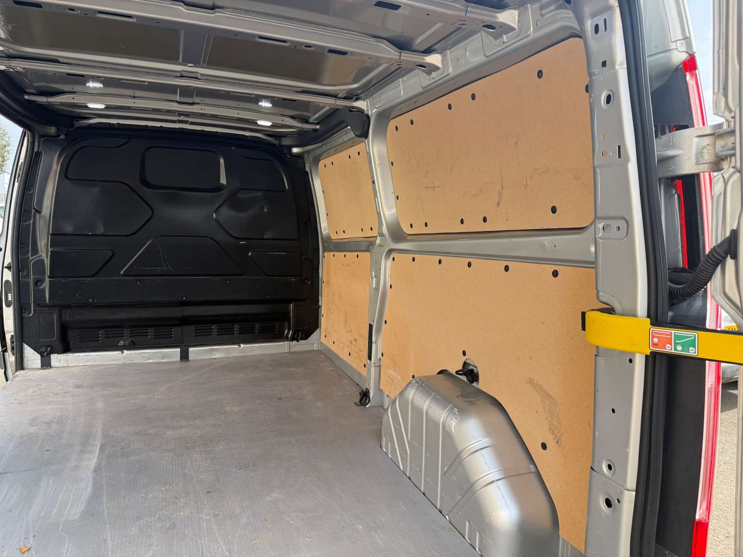 Used Ford Transit Custom 2020 for sale - 77961728: Photo 18