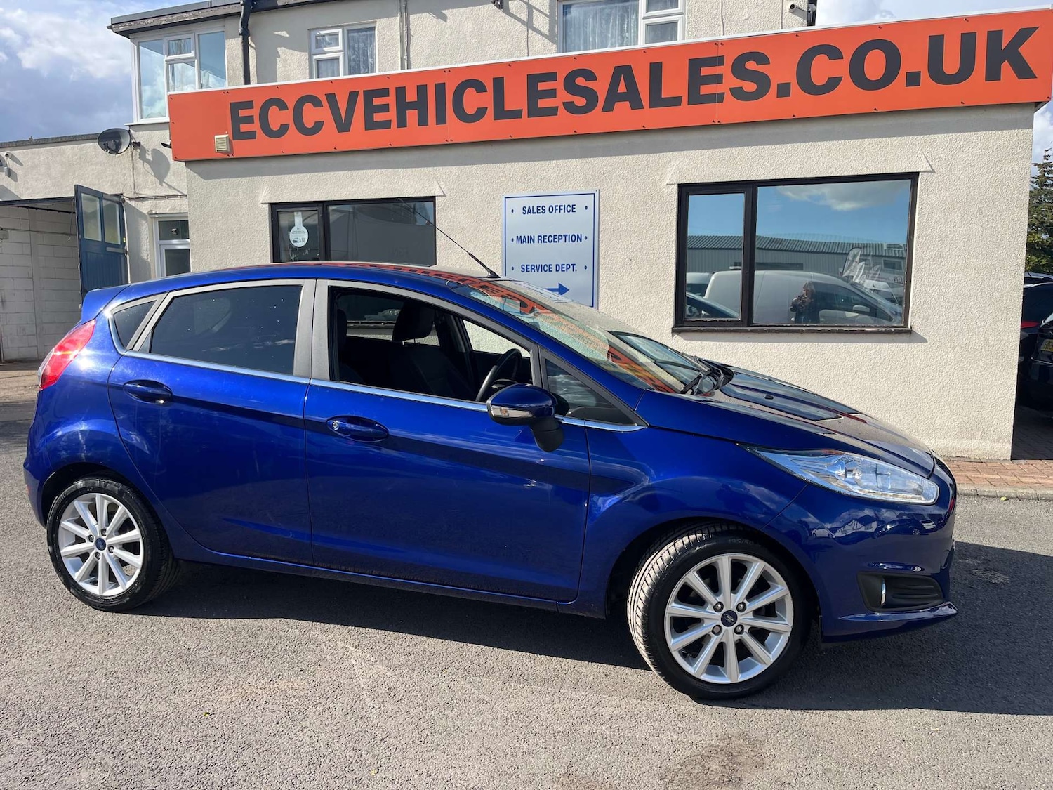Used Ford Fiesta 2015 for sale - 76601941: Photo 1
