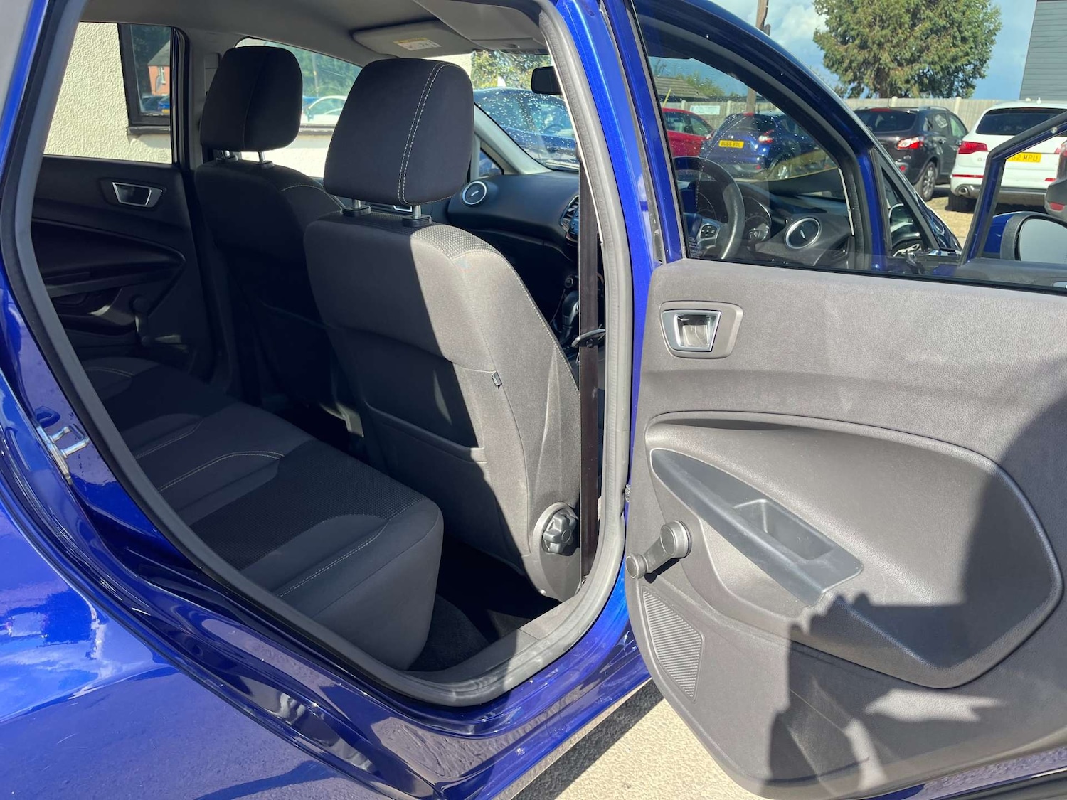 Used Ford Fiesta 2015 for sale - 76601941: Photo 29