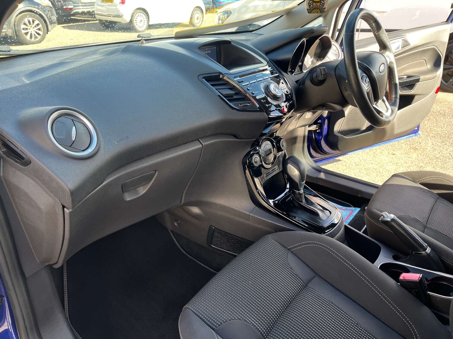 Used Ford Fiesta 2015 for sale - 76601941: Photo 40