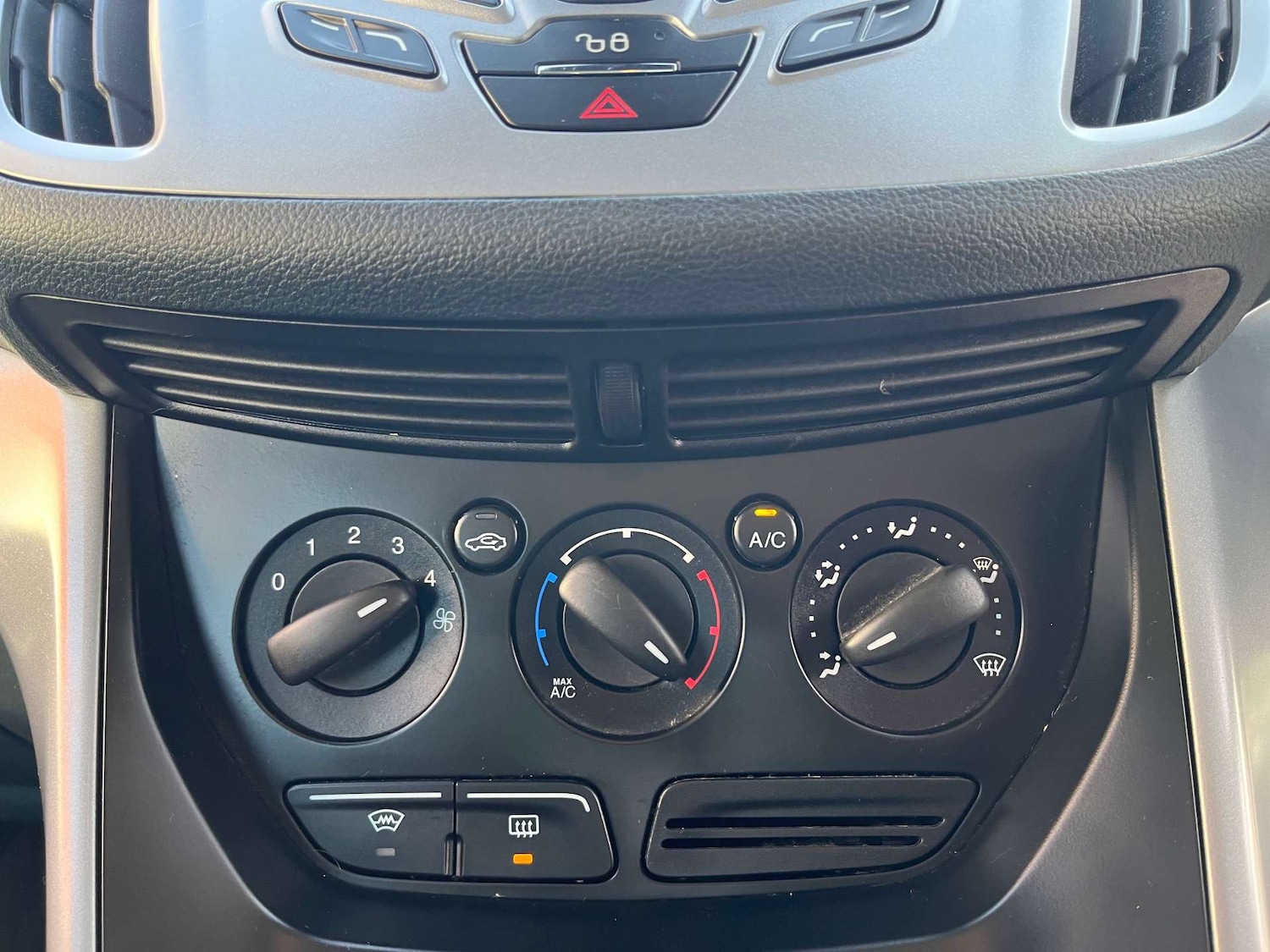 Used Ford C-Max 2013 for sale - 77355468: Photo 28