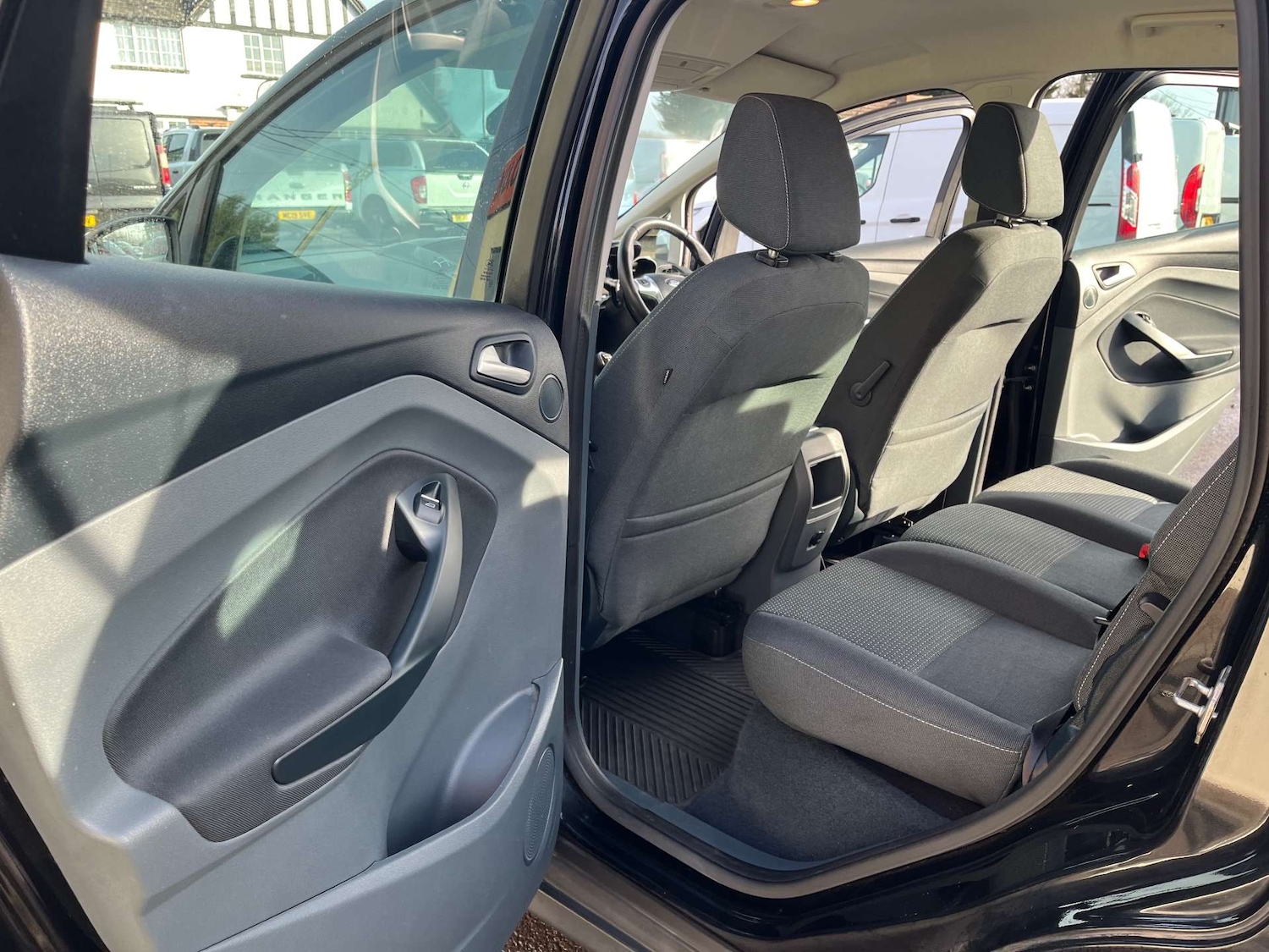 Used Ford C-Max 2013 for sale - 77355468: Photo 37