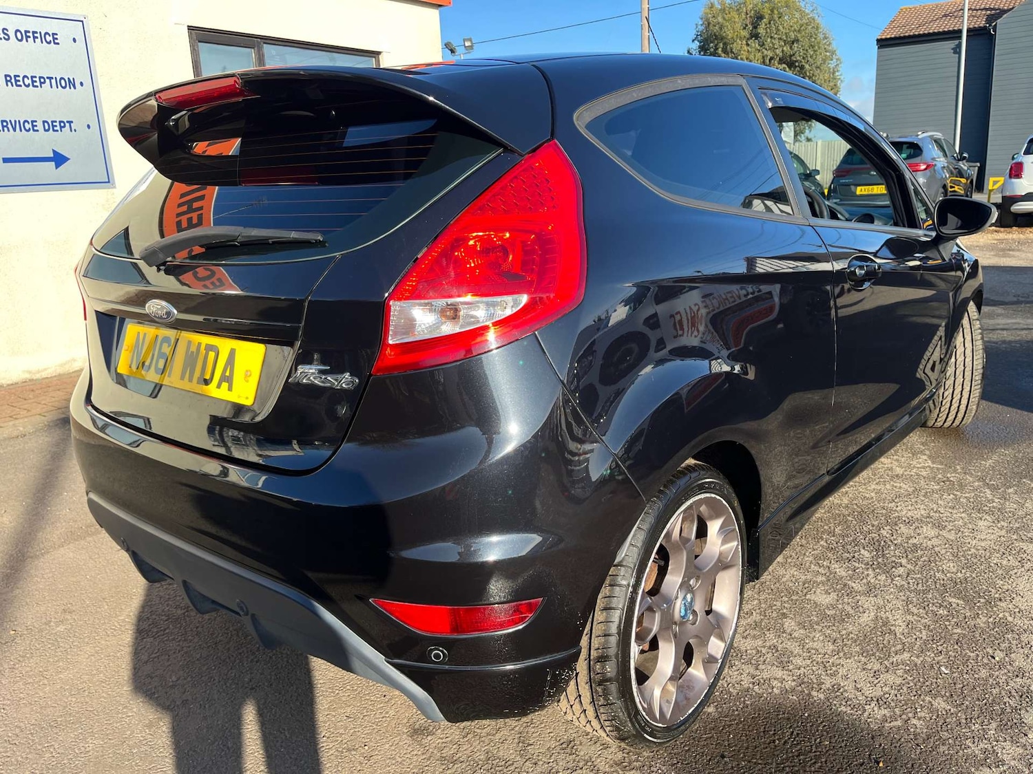 Used Ford Fiesta 2011 for sale - 77261368: Photo 12