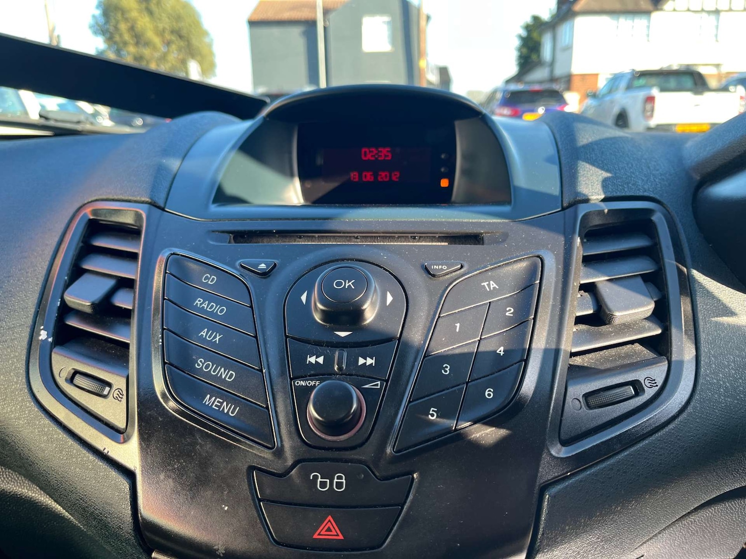 Used Ford Fiesta 2011 for sale - 77261368: Photo 22