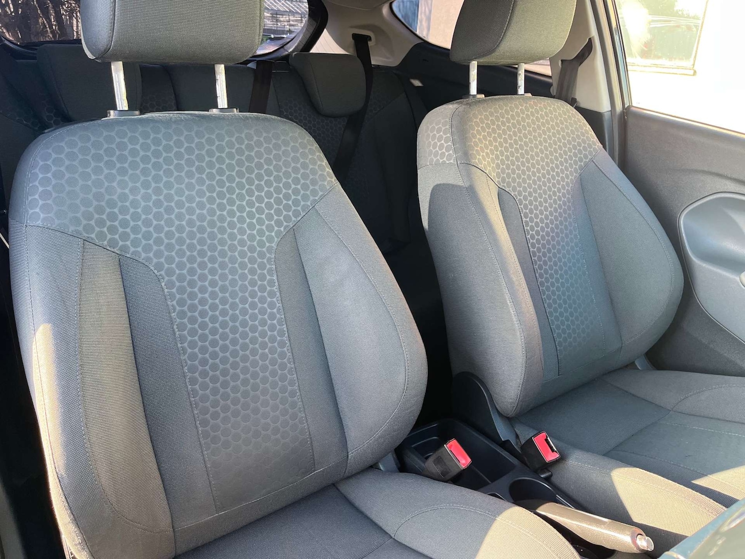 Used Ford Fiesta 2011 for sale - 77261368: Photo 25