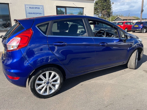 Used Ford Fiesta 2015 for sale - 75689231: Photo 14
