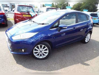 Used Ford Fiesta 2015 for sale - 75689231: Photo