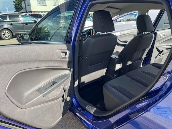 Used Ford Fiesta 2015 for sale - 75689231: Photo 35