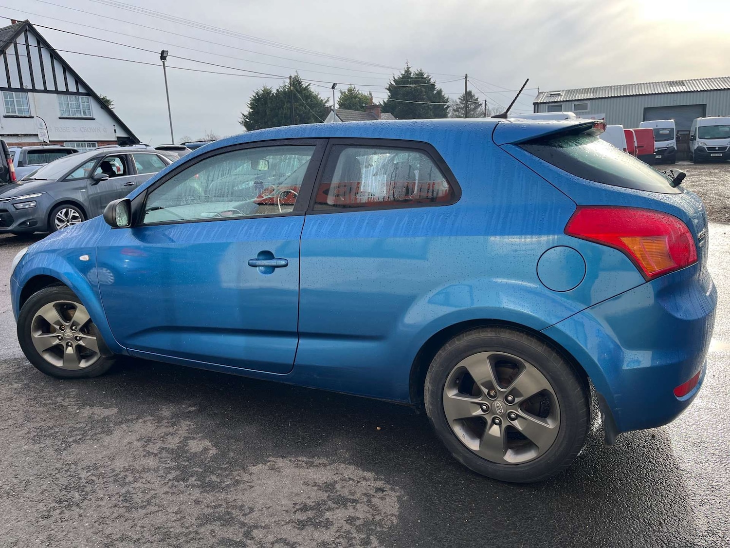 Used Kia Pro Ceed 2010 for sale - 77355529: Photo 9