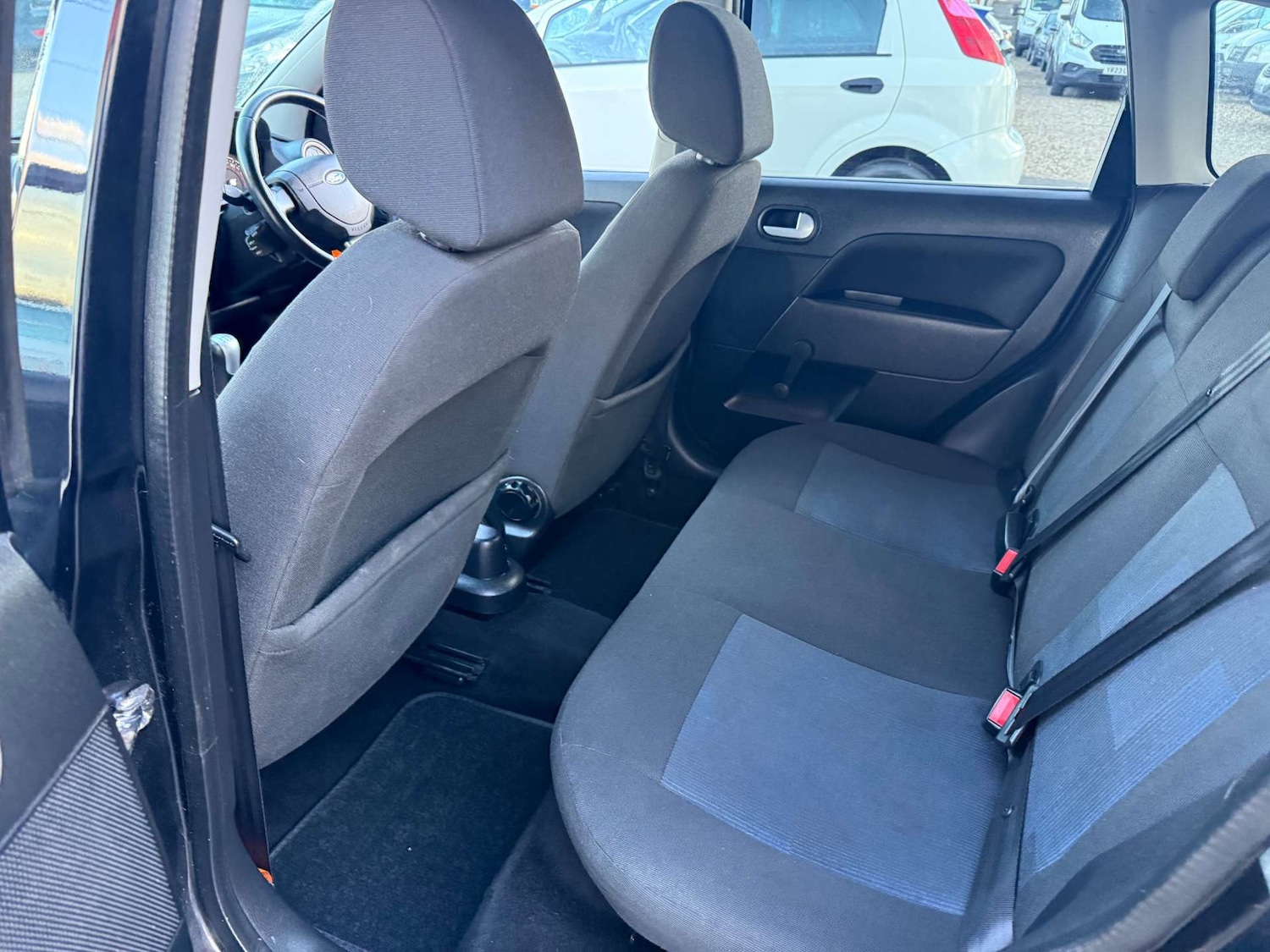 Used Ford Fiesta 2008 for sale - 76385780: Photo 24