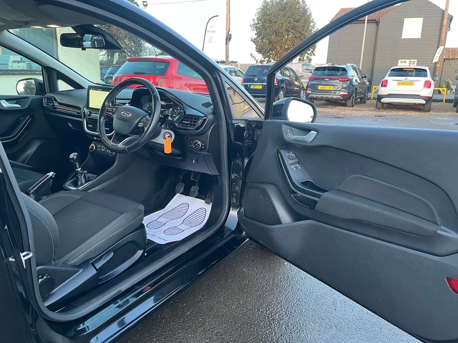 Used Ford Fiesta 2018 for sale - 77129090: Photo 16