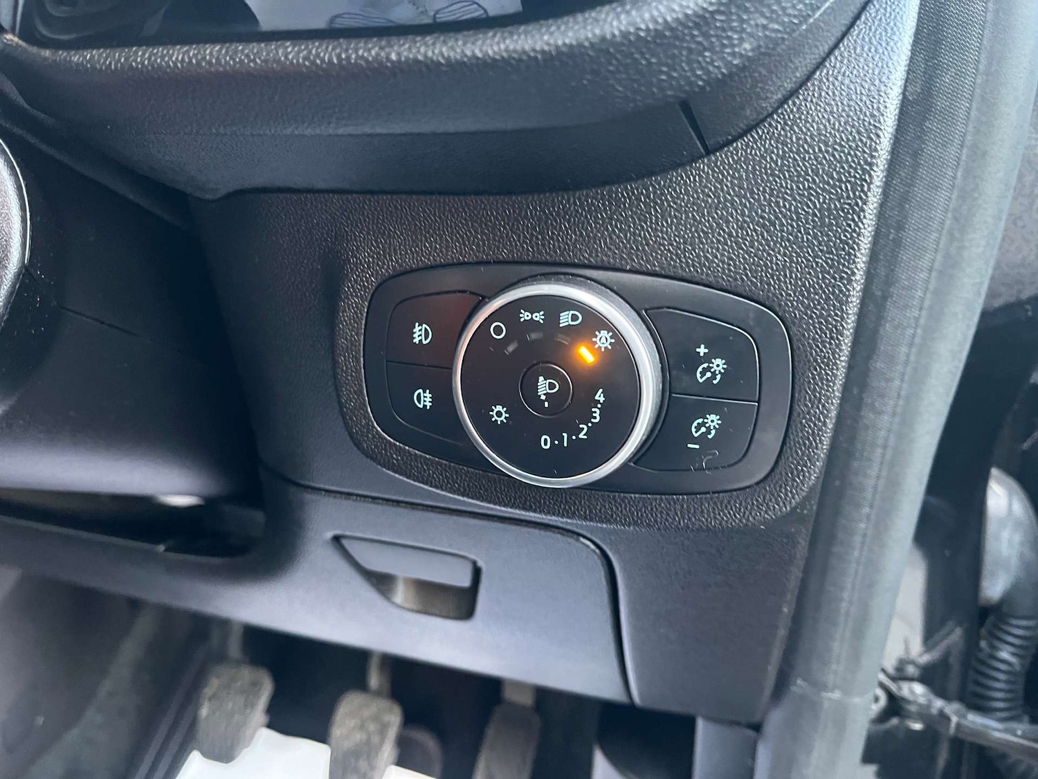 Used Ford Fiesta 2018 for sale - 77129090: Photo 19