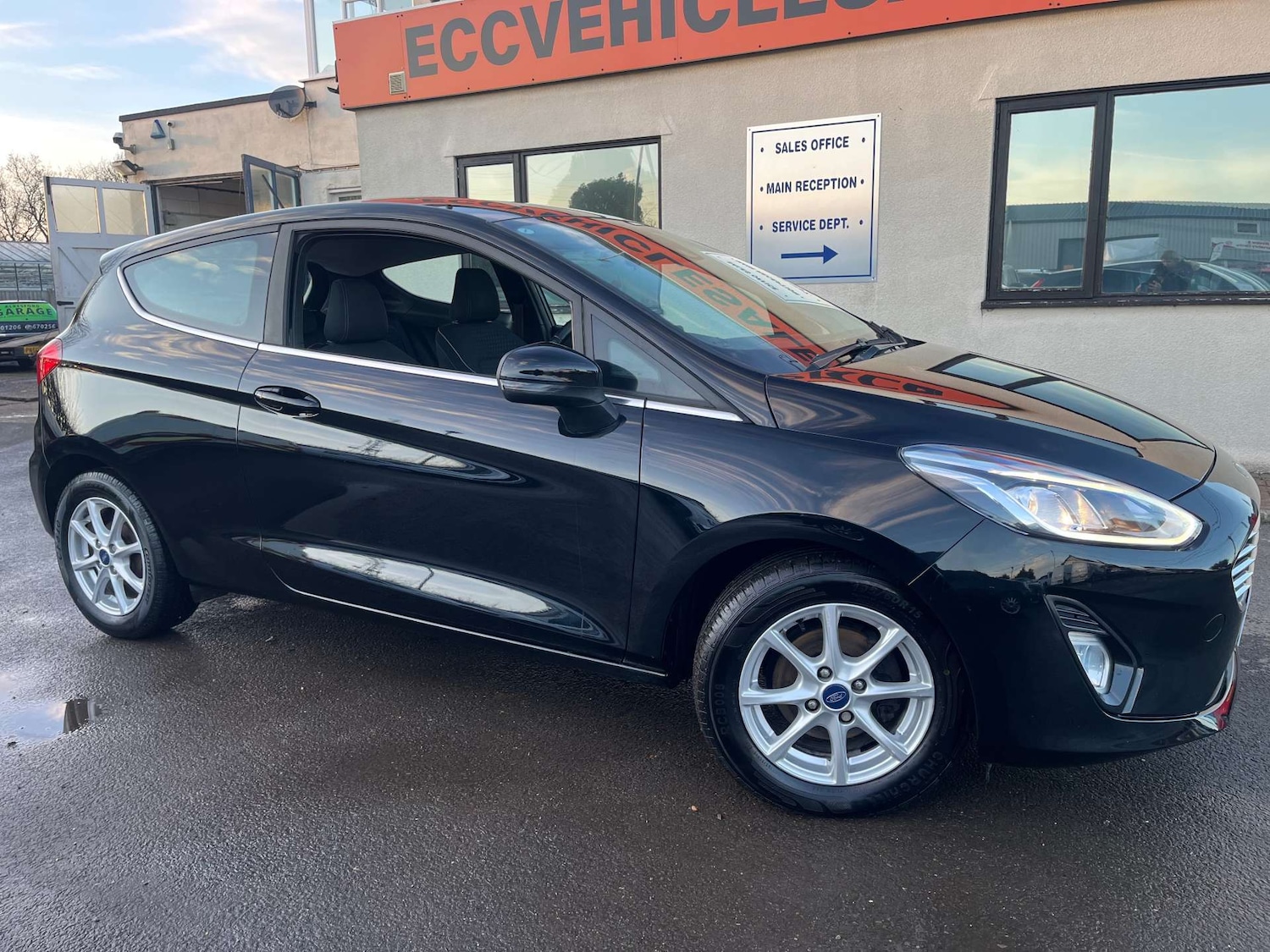 Used Ford Fiesta 2018 for sale - 77129090: Photo 3