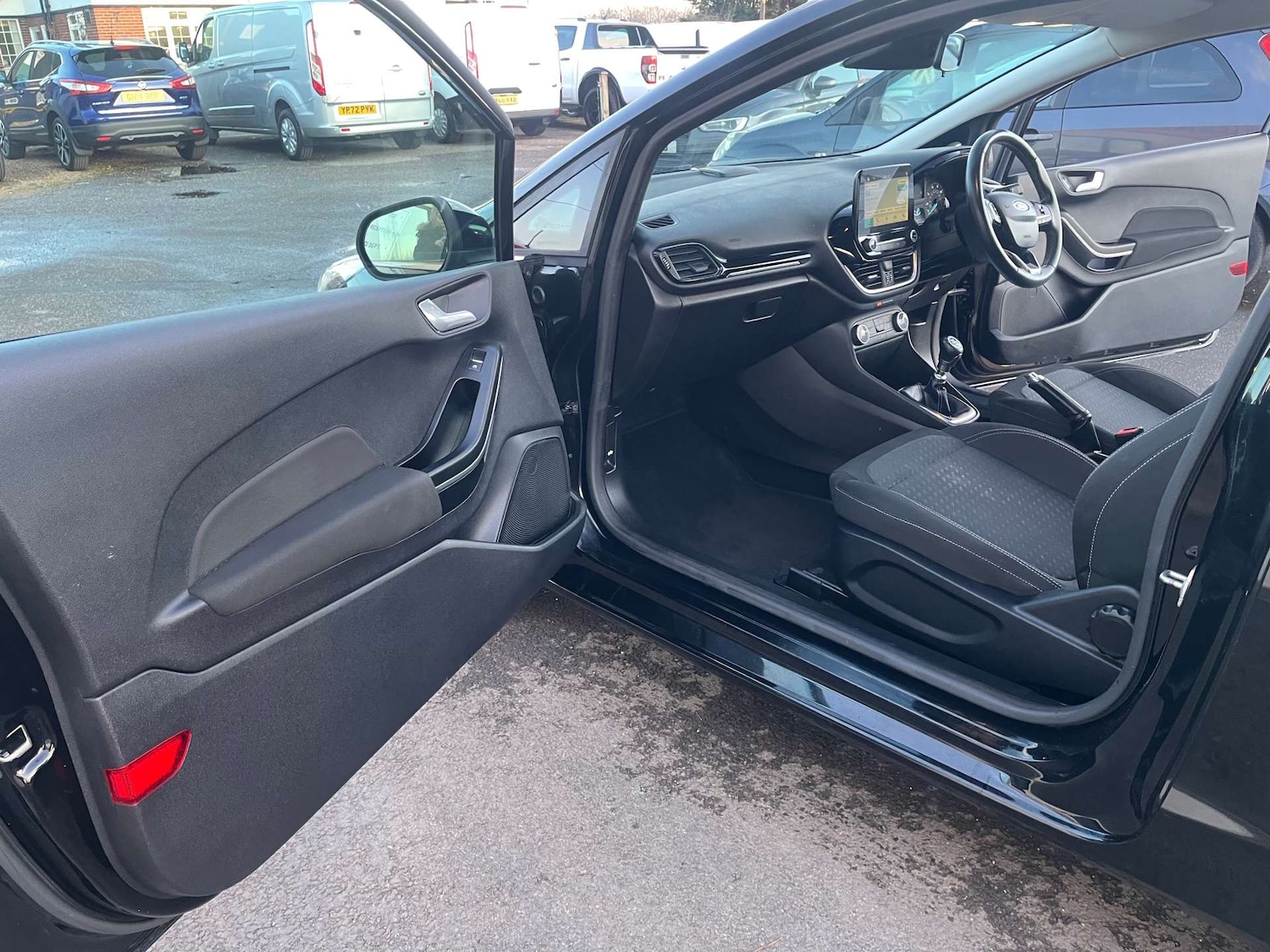 Used Ford Fiesta 2018 for sale - 77129090: Photo 33