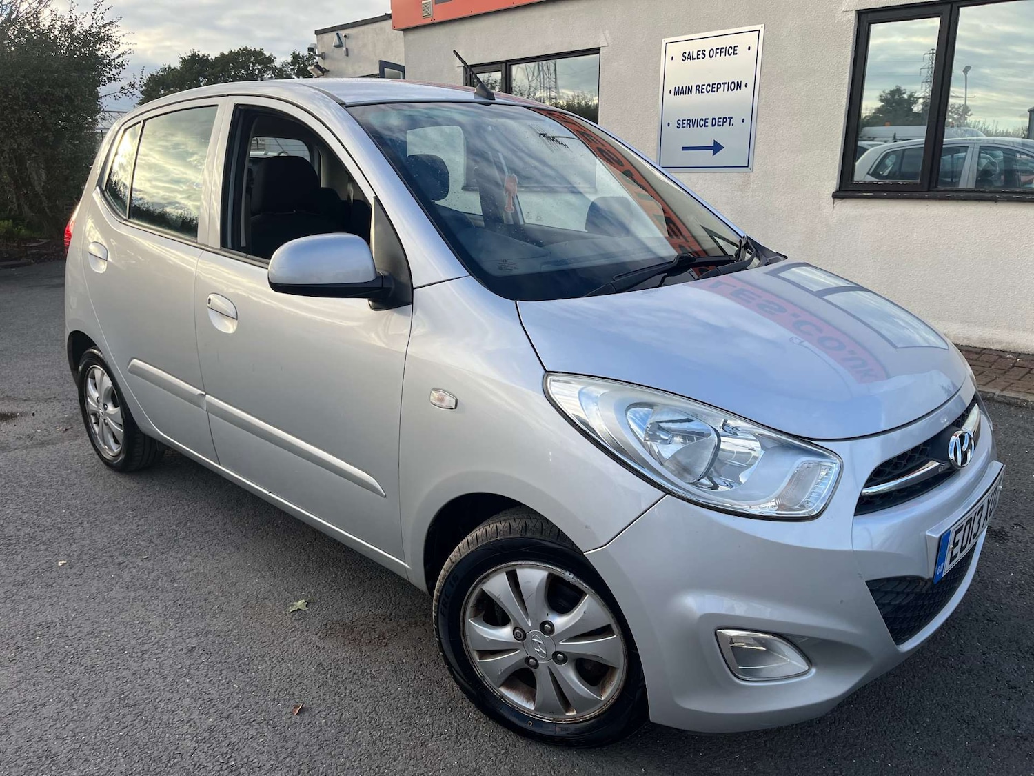 Used Hyundai i10 2013 for sale - 76333114: Photo 2