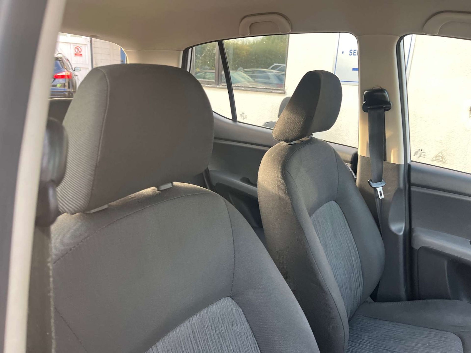 Used Hyundai i10 2013 for sale - 76333114: Photo 22
