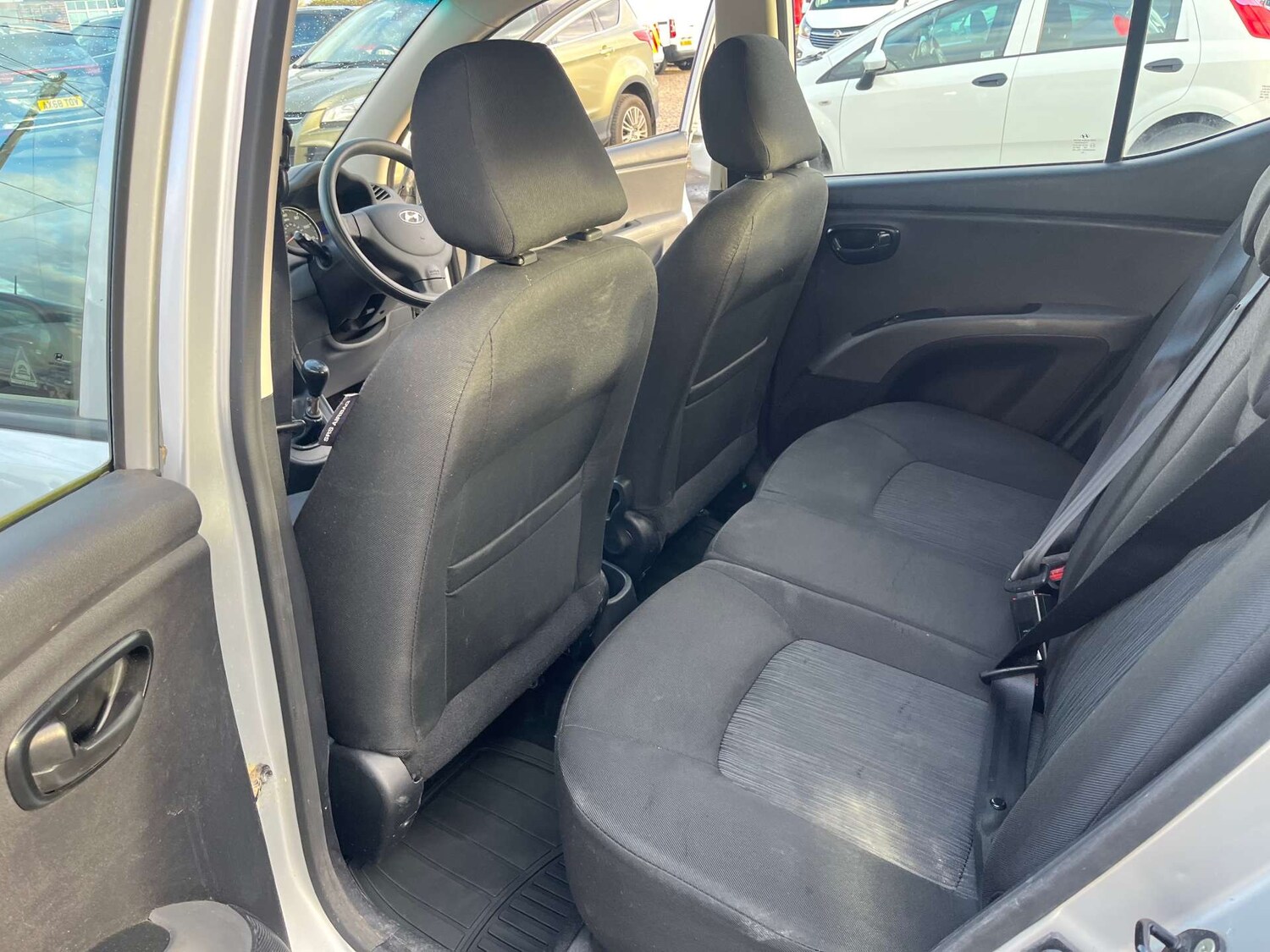Used Hyundai i10 2013 for sale - 76333114: Photo 23