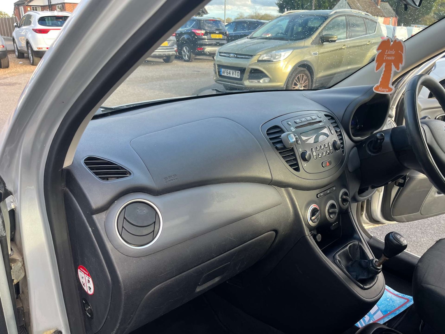 Used Hyundai i10 2013 for sale - 76333114: Photo 27