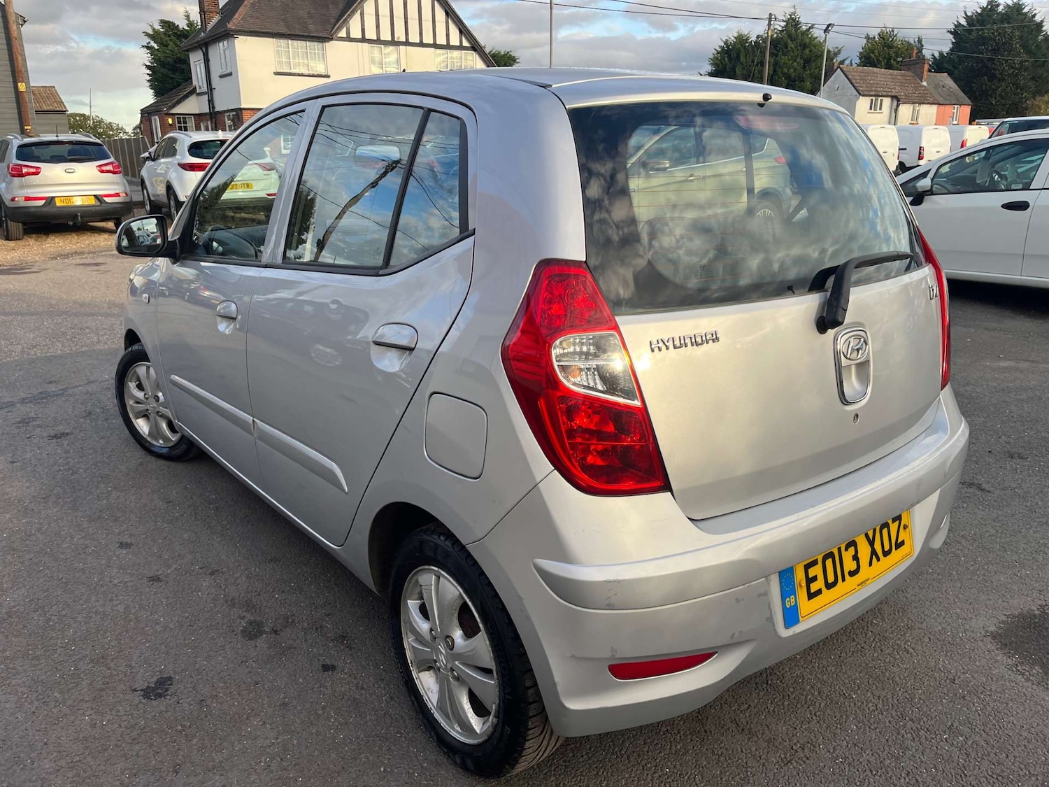 Used Hyundai i10 2013 for sale - 76333114: Photo 9
